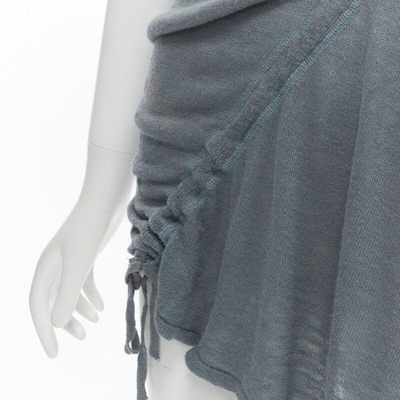 M-One Miyake 1980's Vintage teal blue diagonal bias drawstring sweater M Rare
Référence : CRTI/A00481
Marque : Issey Miyake
Collectional : 1980s
MATERIAL : Lin
Couleur : Bleu
Motif : Solide
Fermeture : Cordon de serrage
Détails supplémentaires :