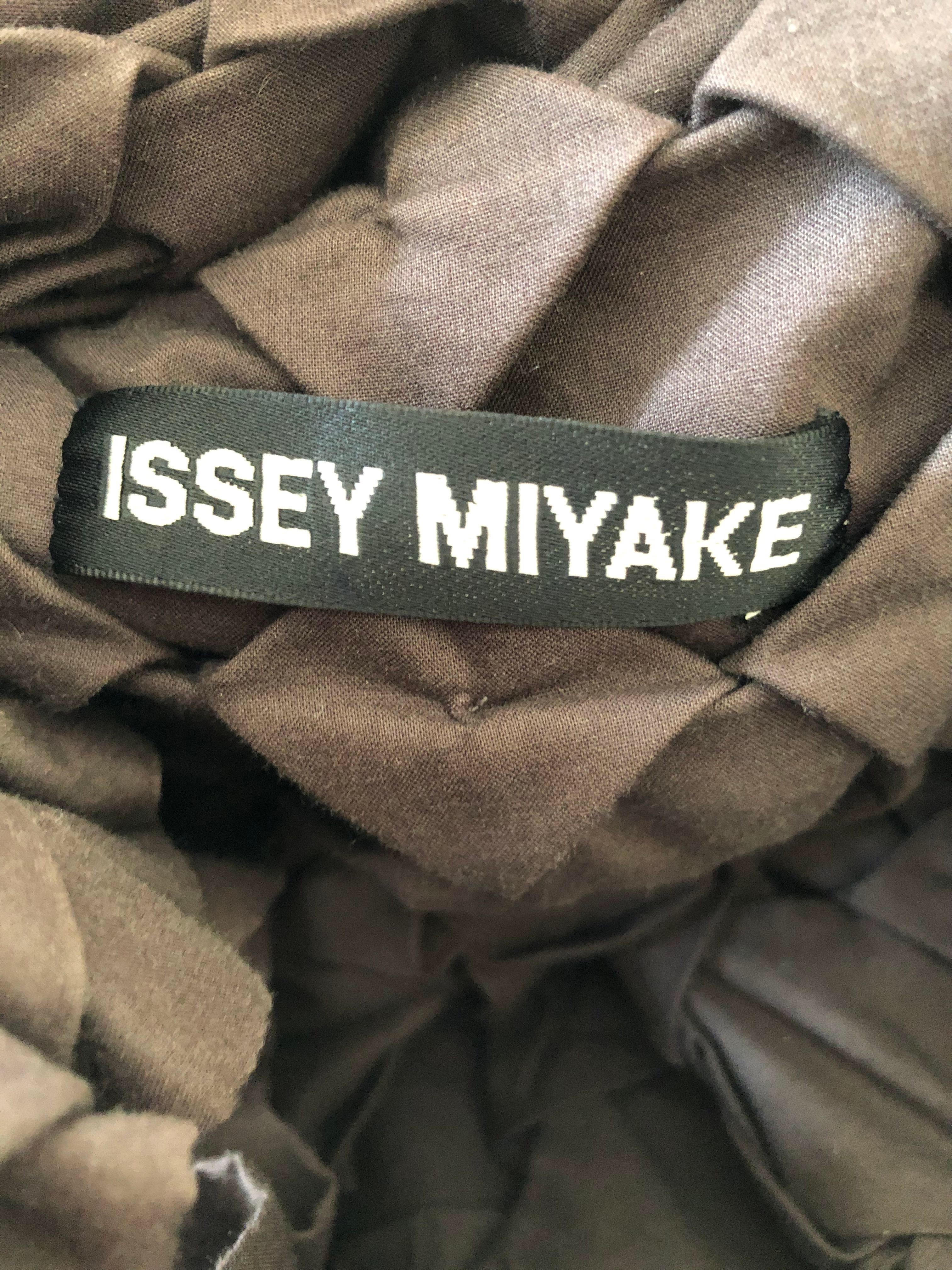 Issey Miyake 1990's Cotton Jacket with Traditional Japanese Shibori Details 2