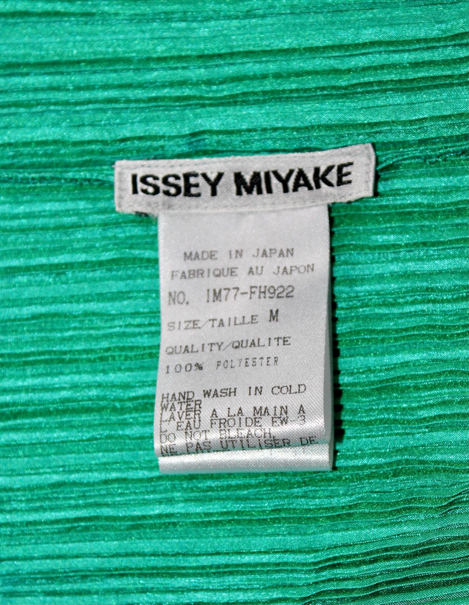 Issey Miyake 1990's Pleated Sculptural Dress and Overtop For Sale 6