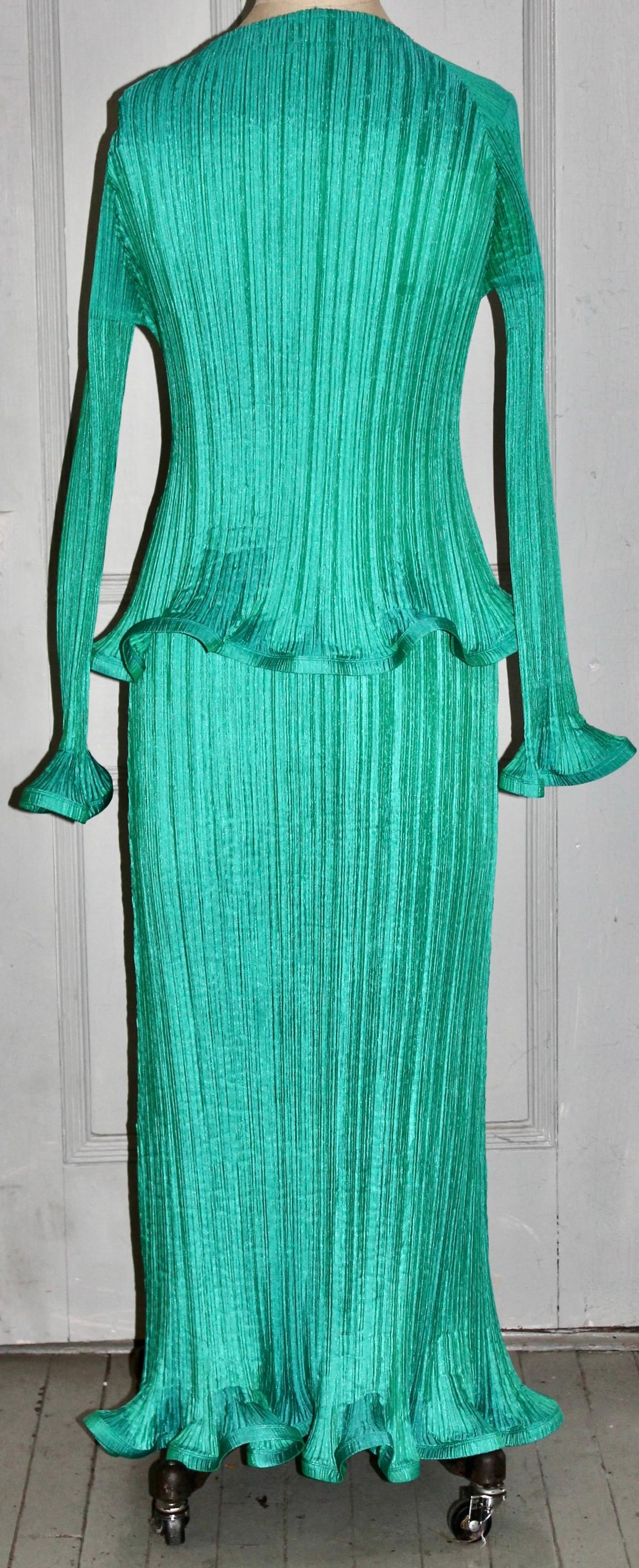 Issey Miyake 1990's Pleated Sculptural Dress and Overtop In Excellent Condition For Sale In Sharon, CT