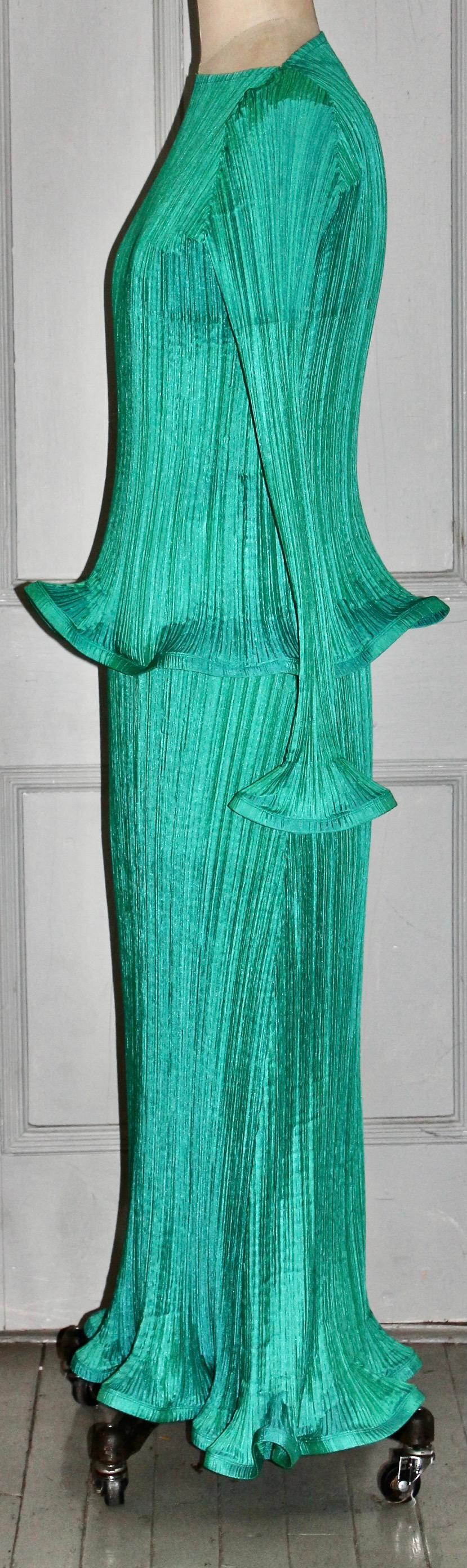 Issey Miyake 1990's Pleated Sculptural Dress and Overtop In Excellent Condition For Sale In Sharon, CT
