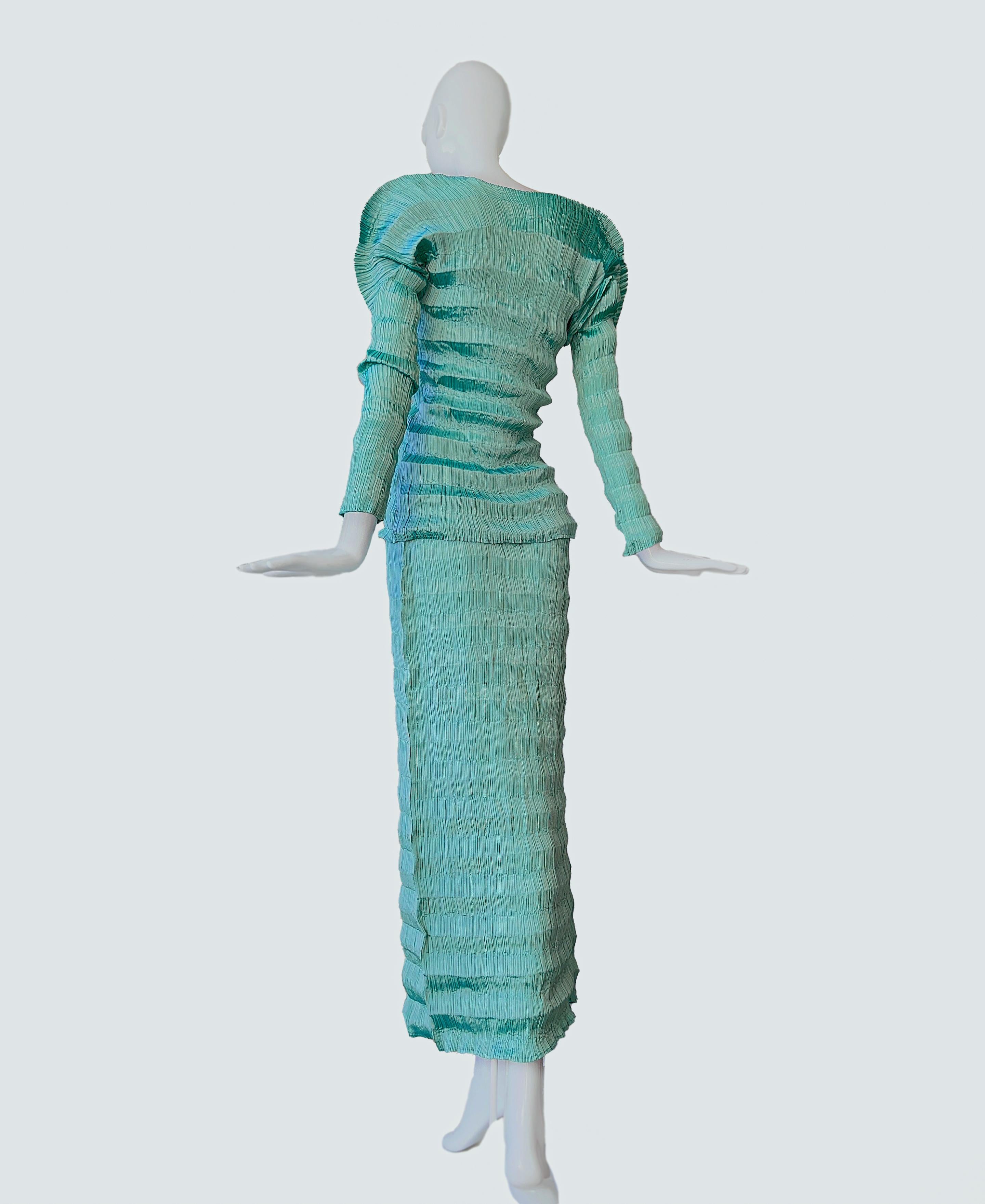 Blue Issey Miyake 1990's Pleated Sculptural Ensemble Top Skirt Iridescent Teal For Sale