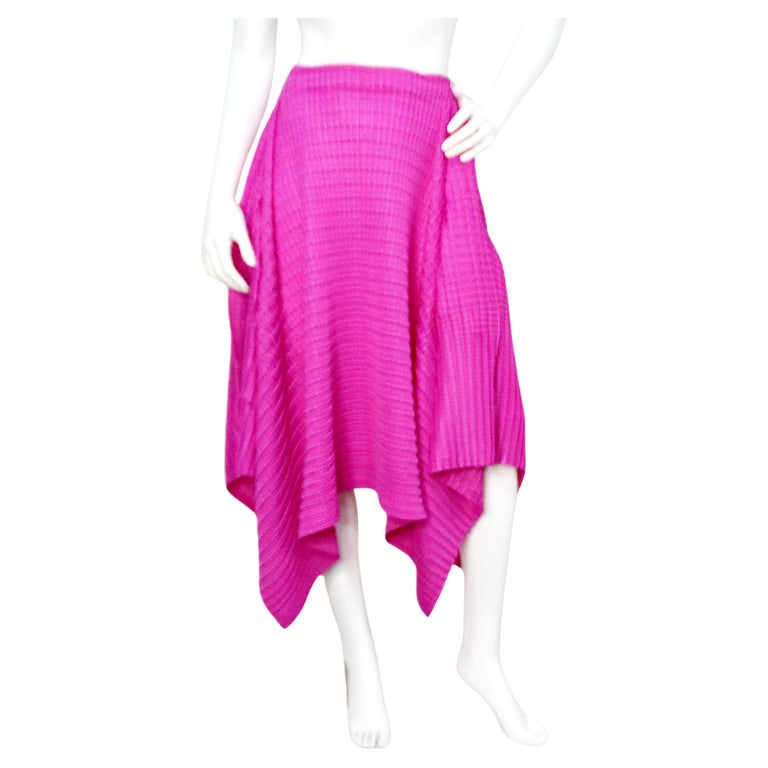 Issey Miyake 1990s Pleats Please Falda midi con dobladillo