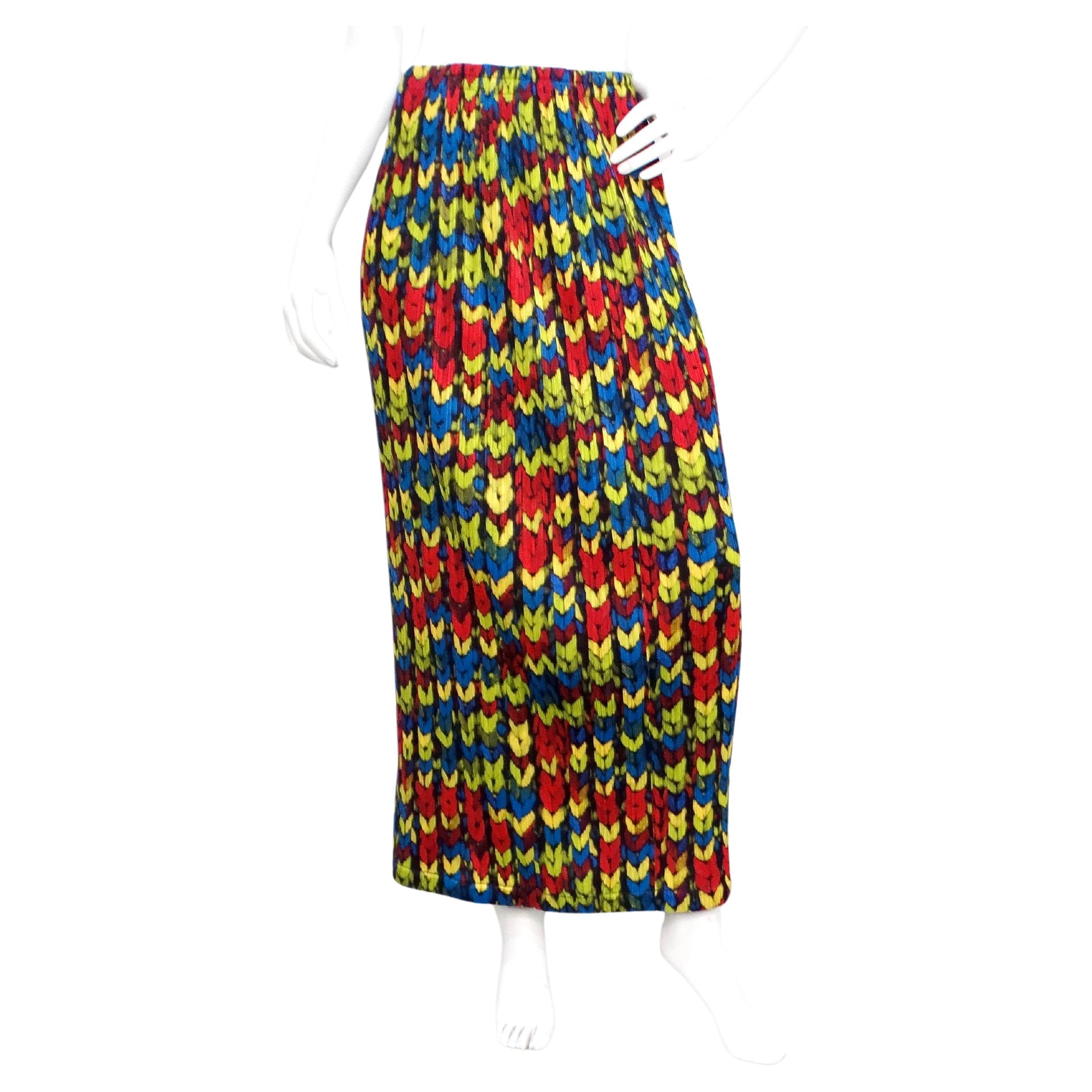 Issey Miyake 1990s Pleats Please Maxifalda estampada multicolor en venta