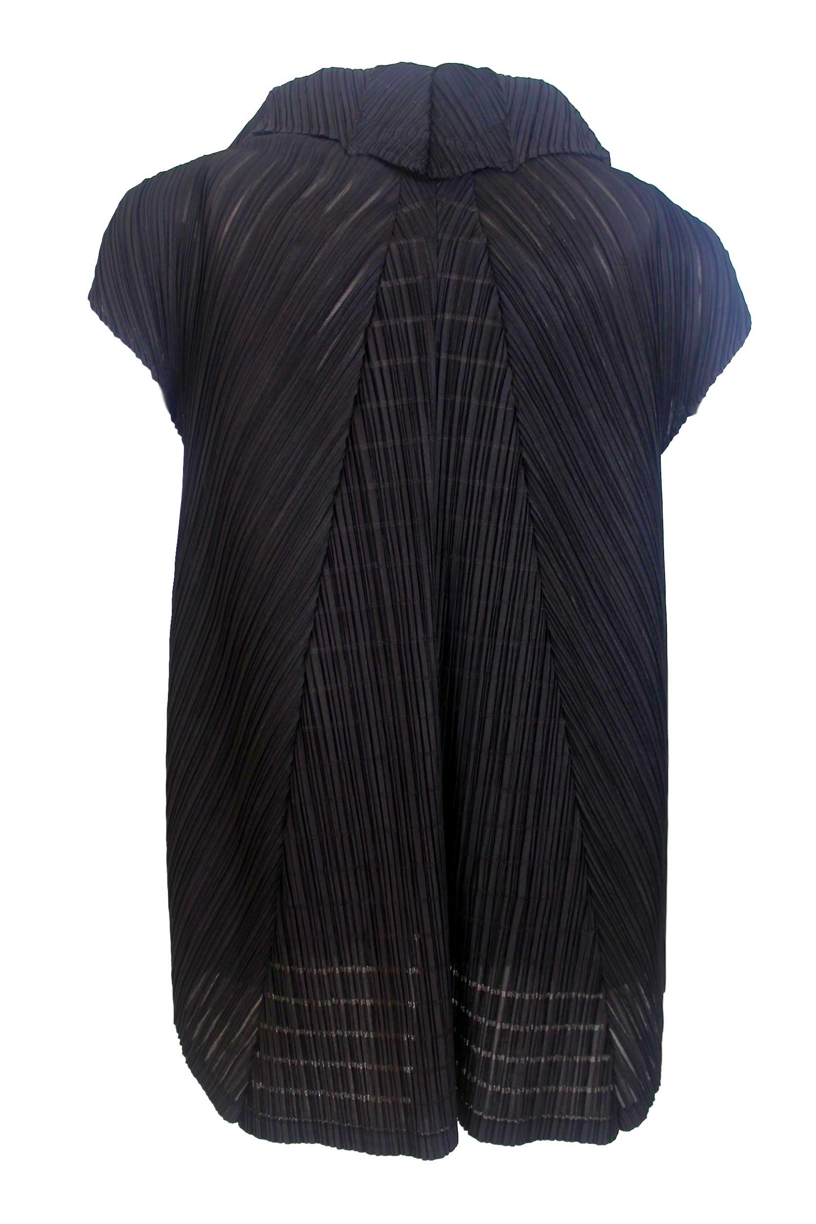 Issey Miyake 1990s Pleats Please Ornamental Collar Blouse For Sale 5