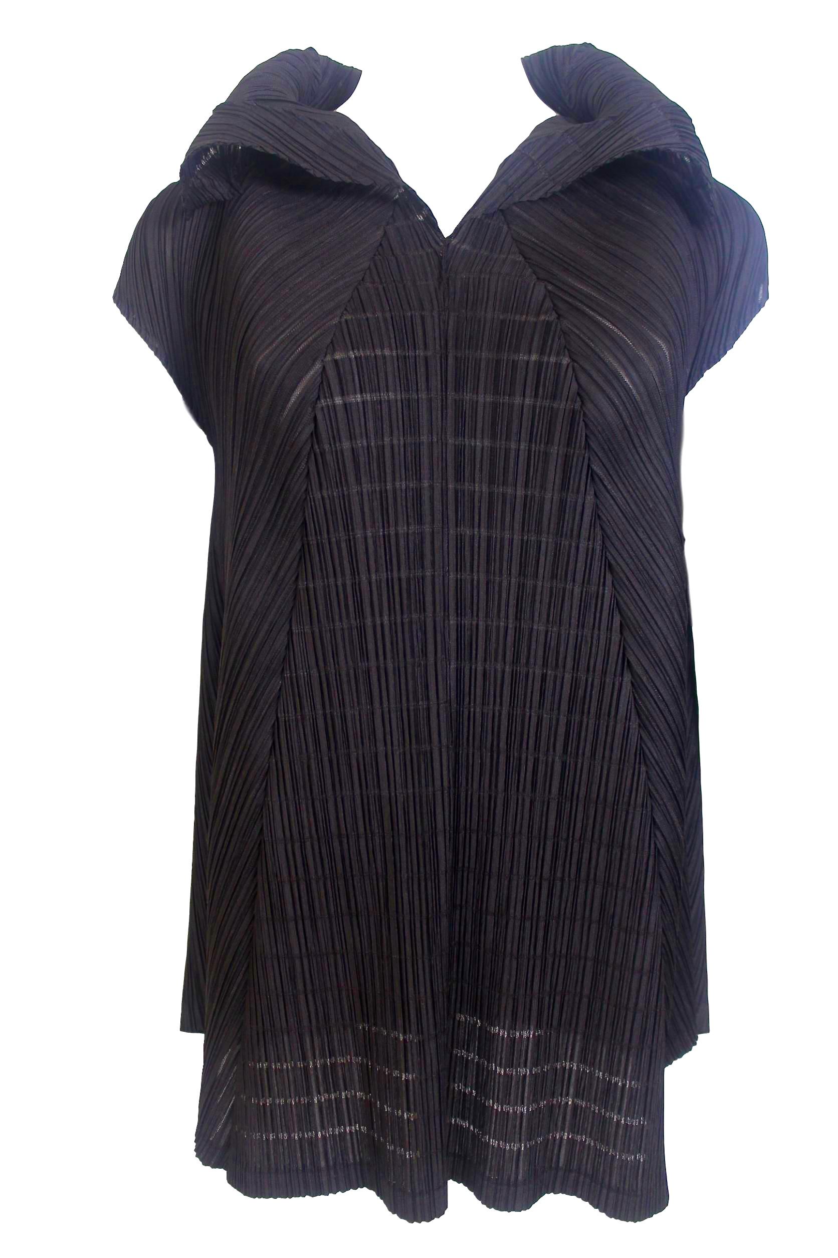 Issey Miyake 1990s Pleats Please Ornamental Collar Blouse For Sale 1