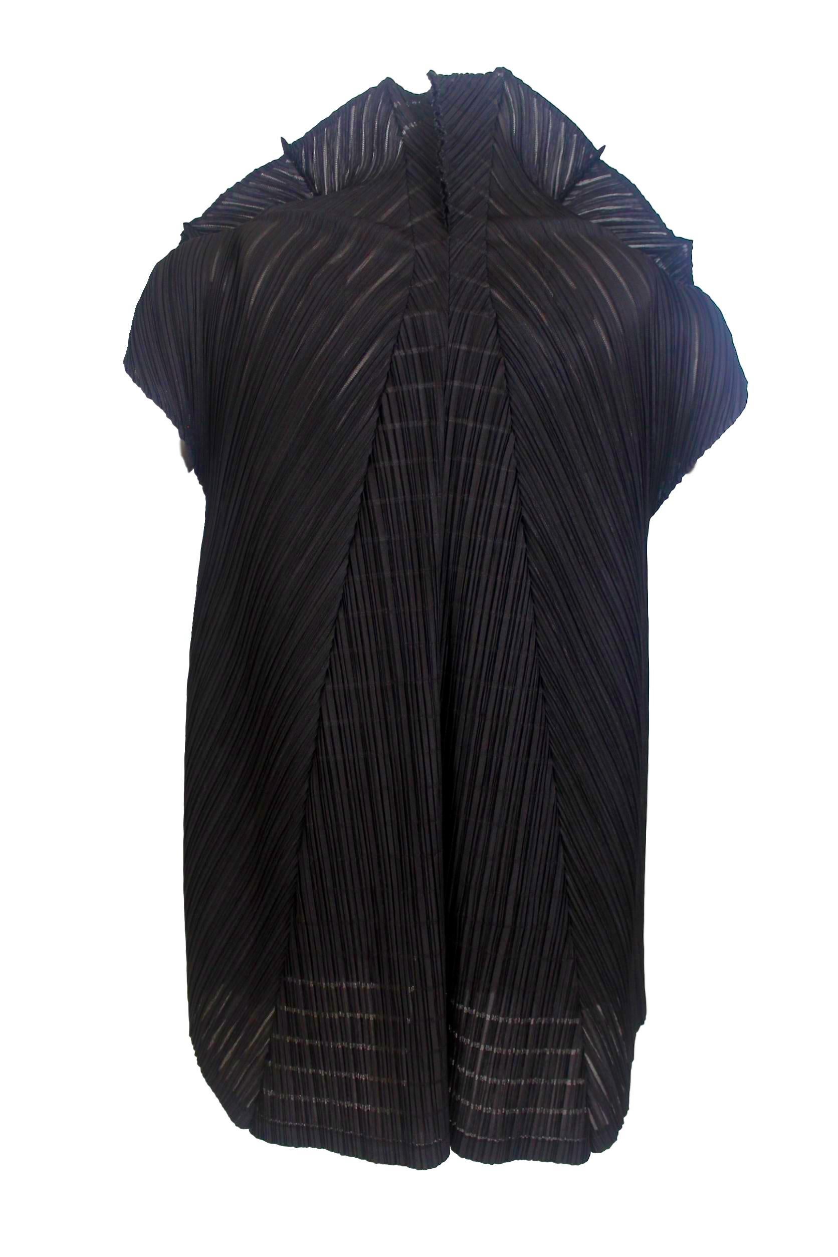 Issey Miyake 1990s Pleats Please Ornamental Collar Blouse For Sale 2
