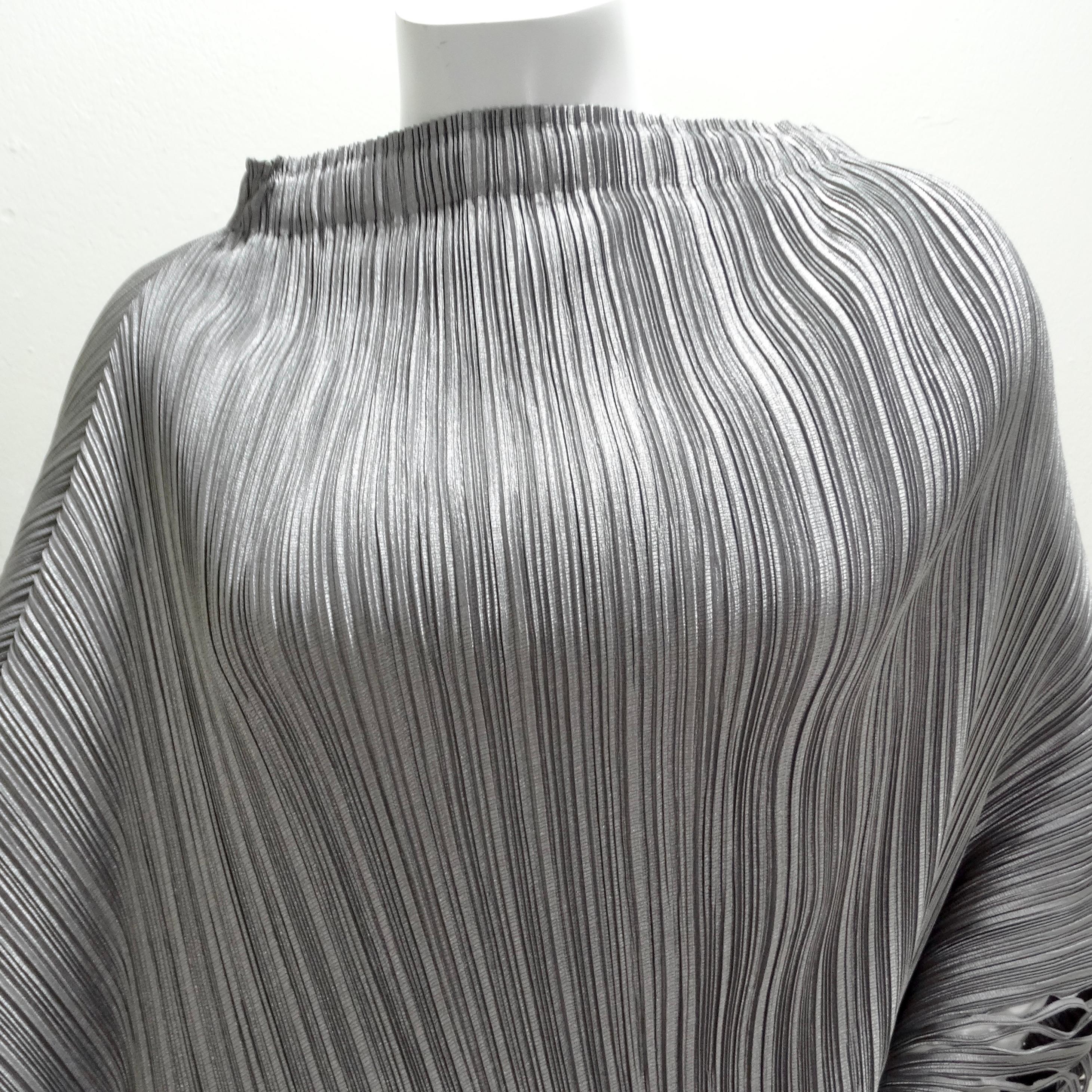 Issey Miyake 1990s Silver Pleated Poncho In Excellent Condition For Sale In Scottsdale, AZ