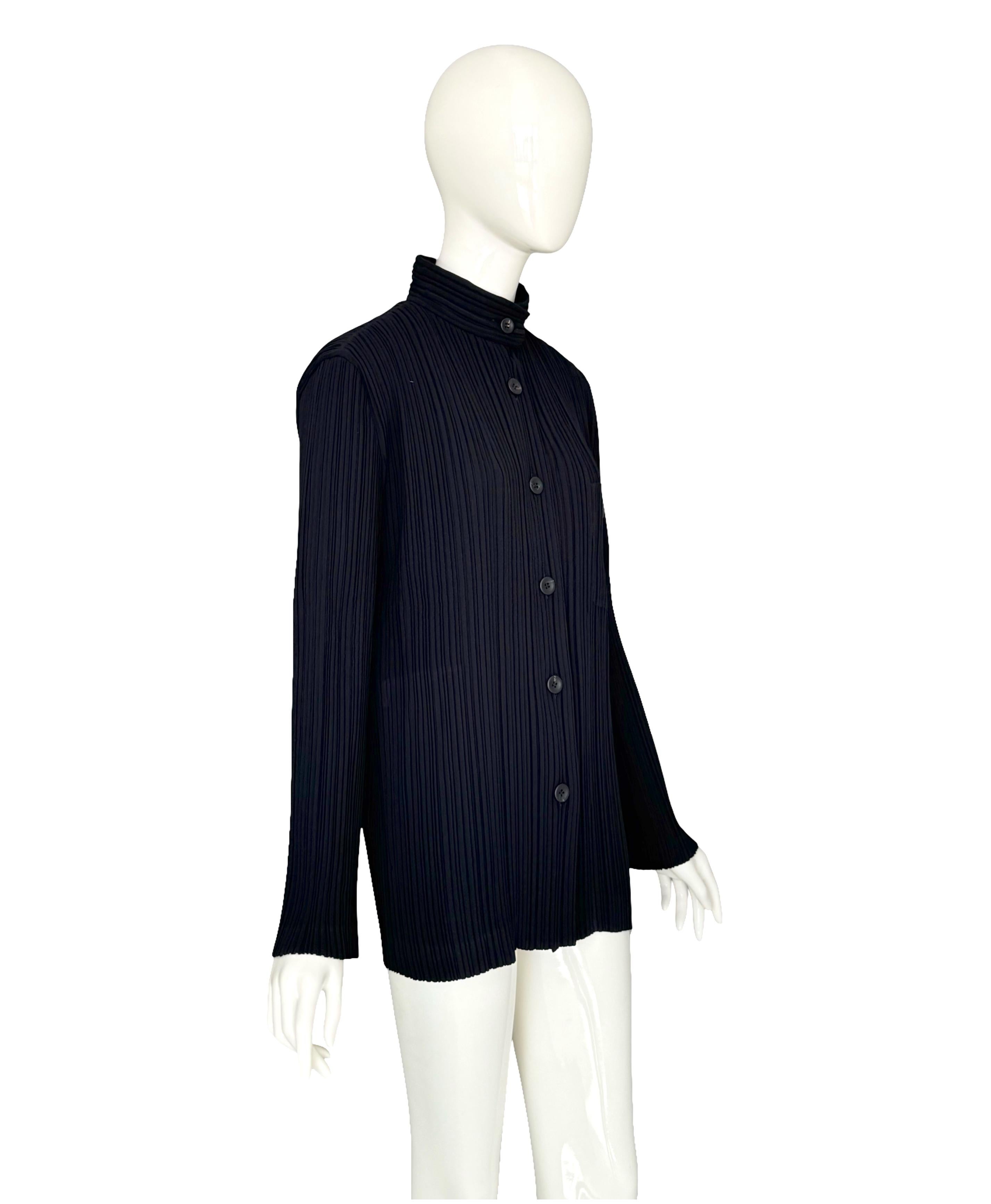 Issey Miyake 1990s Vintage Giacca nera a pieghe Avant Garde giapponese Minimalismo d'avanguardia in vendita 2