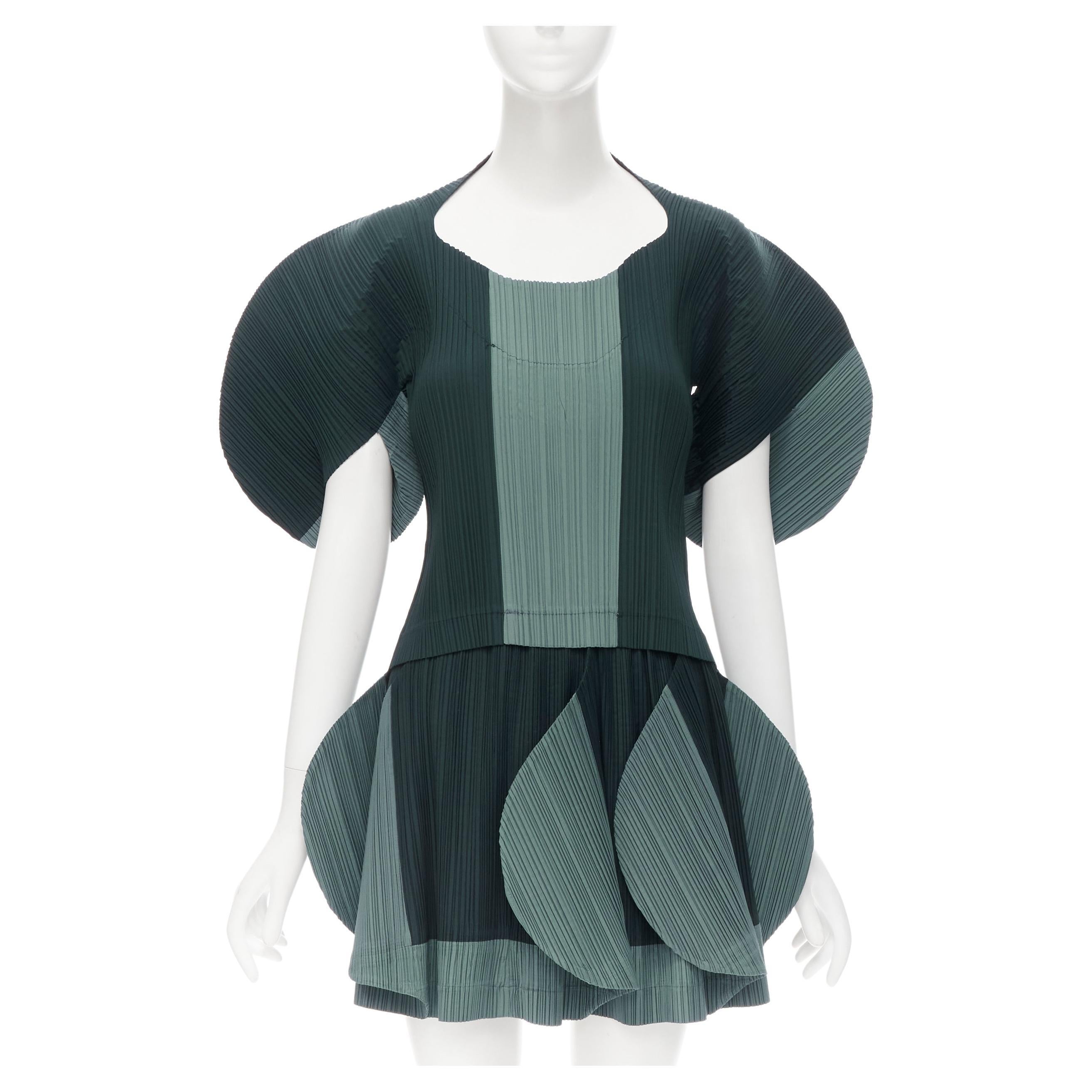 Issey Miyake 1991 - 7 For Sale on 1stDibs