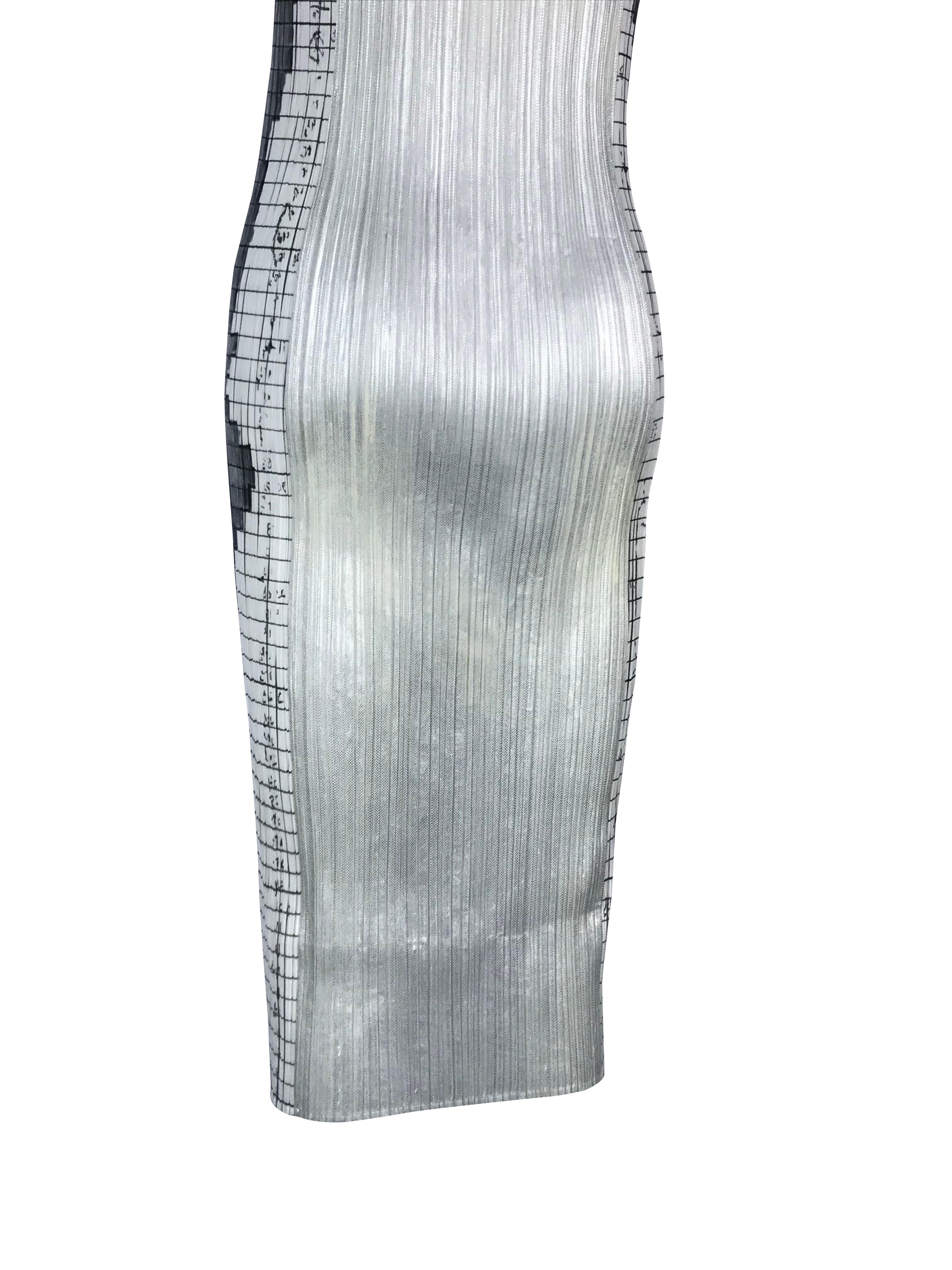 Issey Miyake Guest Artist Series 1998 No.3 Tim Hawkinson Abito a pieghe in vendita 6