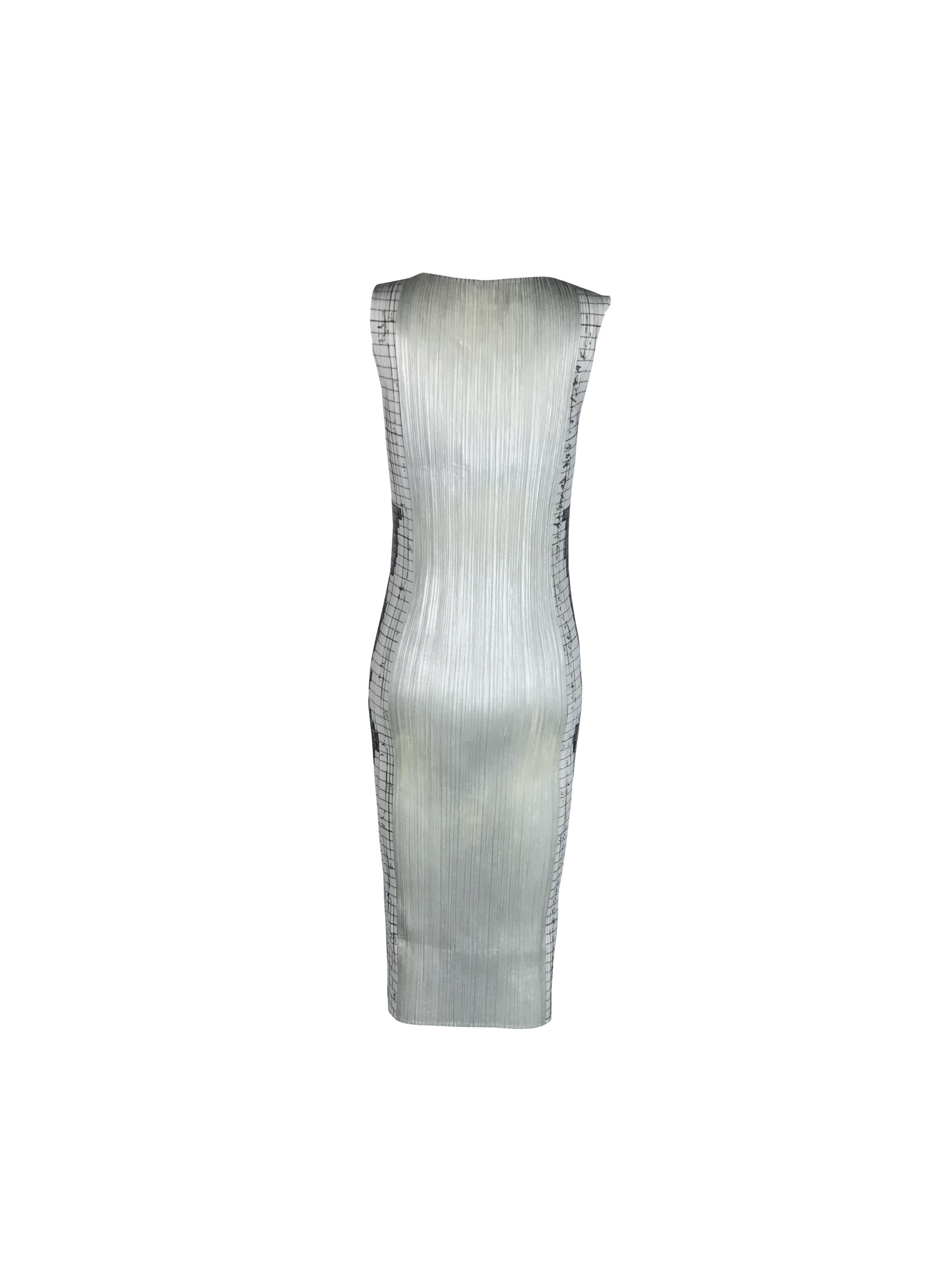 Issey Miyake Guest Artist Series 1998 No.3 Tim Hawkinson Abito a pieghe in vendita 1