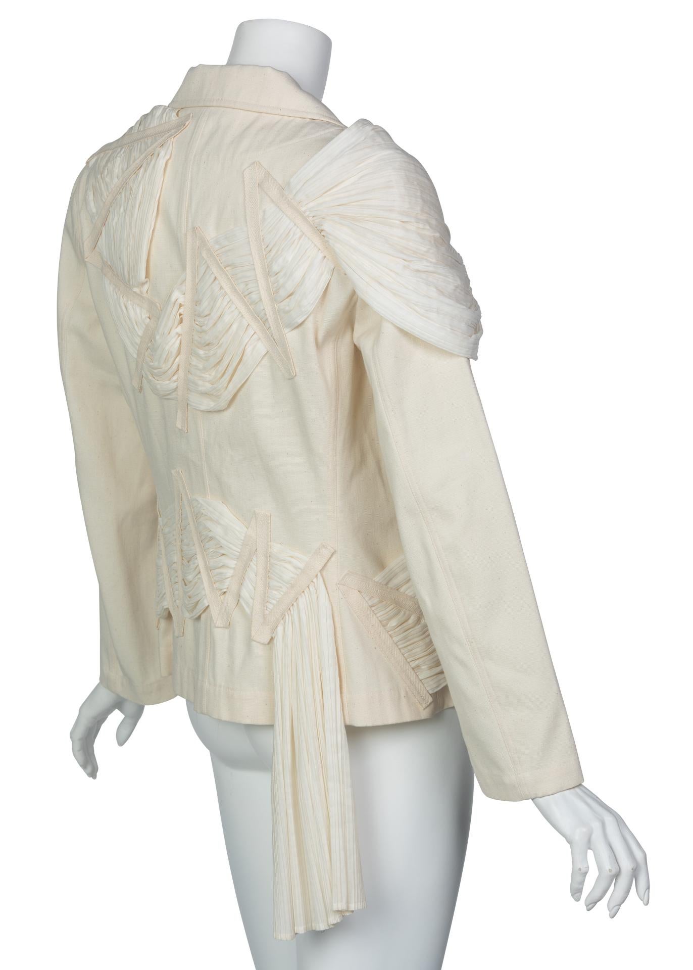 Issey Miyake S/S 2003 Runway Cream Cotton Canvas Jacket Museum Piece For Sale 1