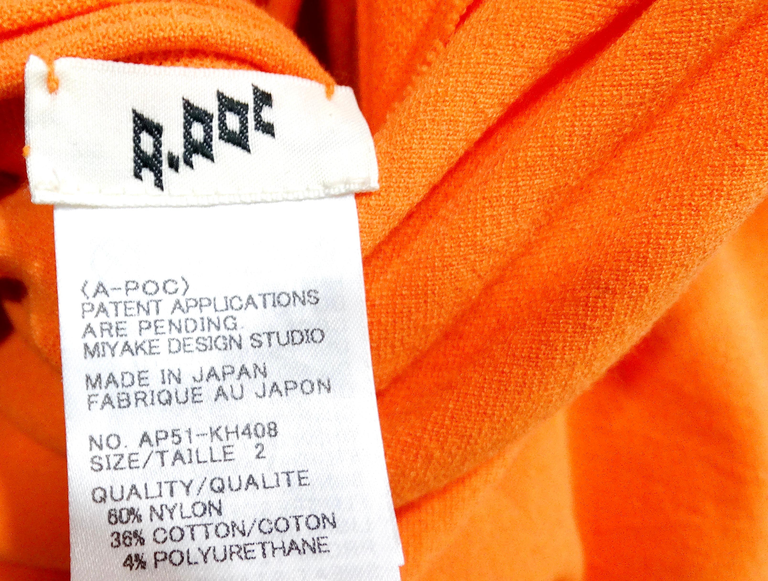 Issey Miyake 2005 A-POC Orange Two-Piece Sleeveless Dress For Sale 3