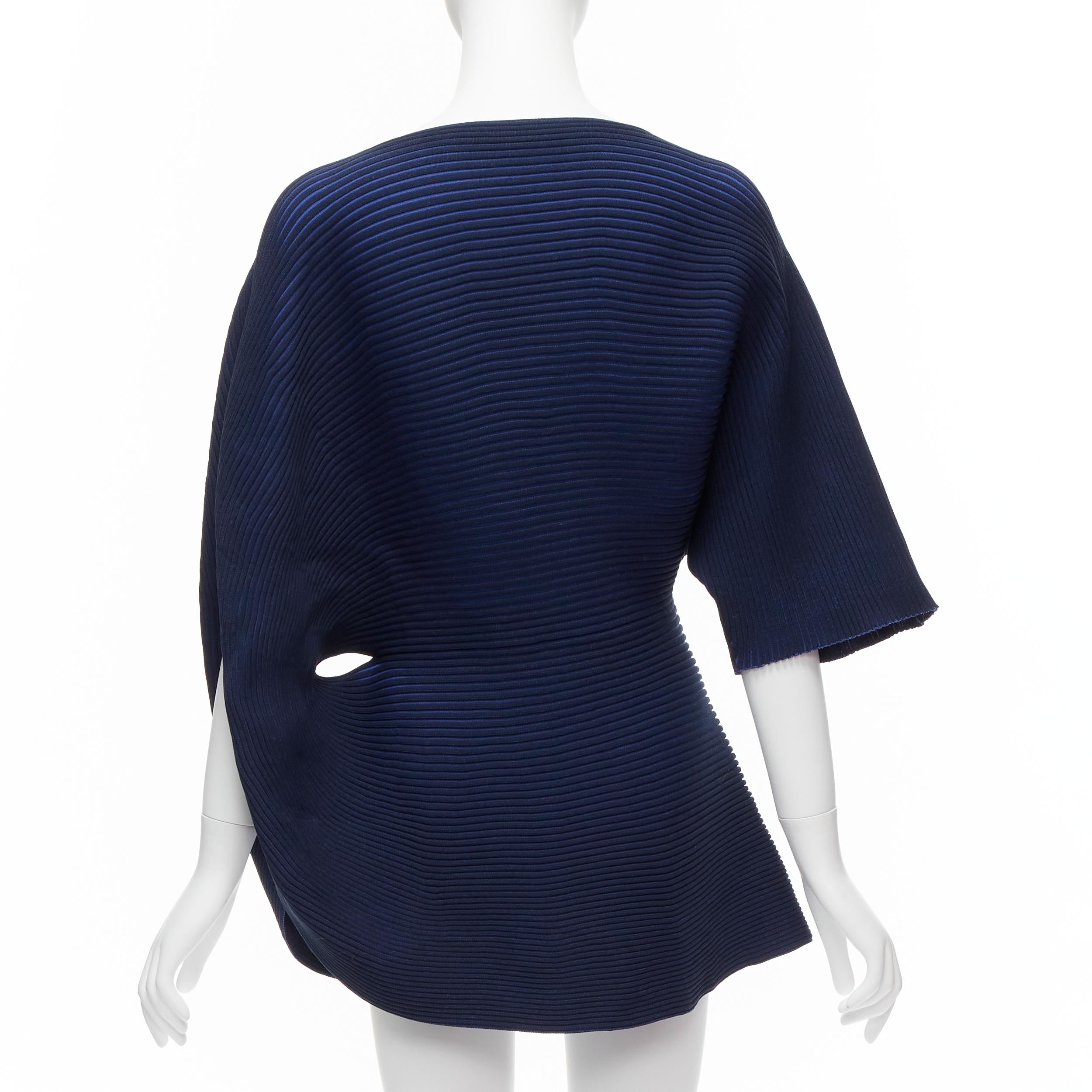 ISSEY MIYAKE 2022 dark blue ribbed knit 3D circle midriff cutout drape top JP2 M 1