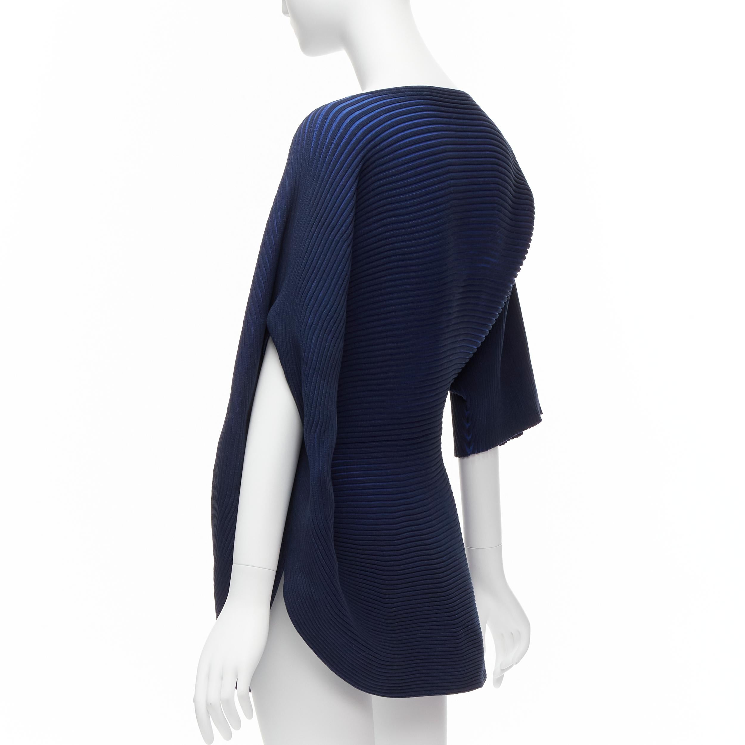 ISSEY MIYAKE 2022 dark blue ribbed knit 3D circle midriff cutout drape top JP2 M 2
