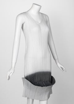 Issey Miyake “A Piece of Cloth” 2-Way White Gray Sleeveless Sculptural Dress