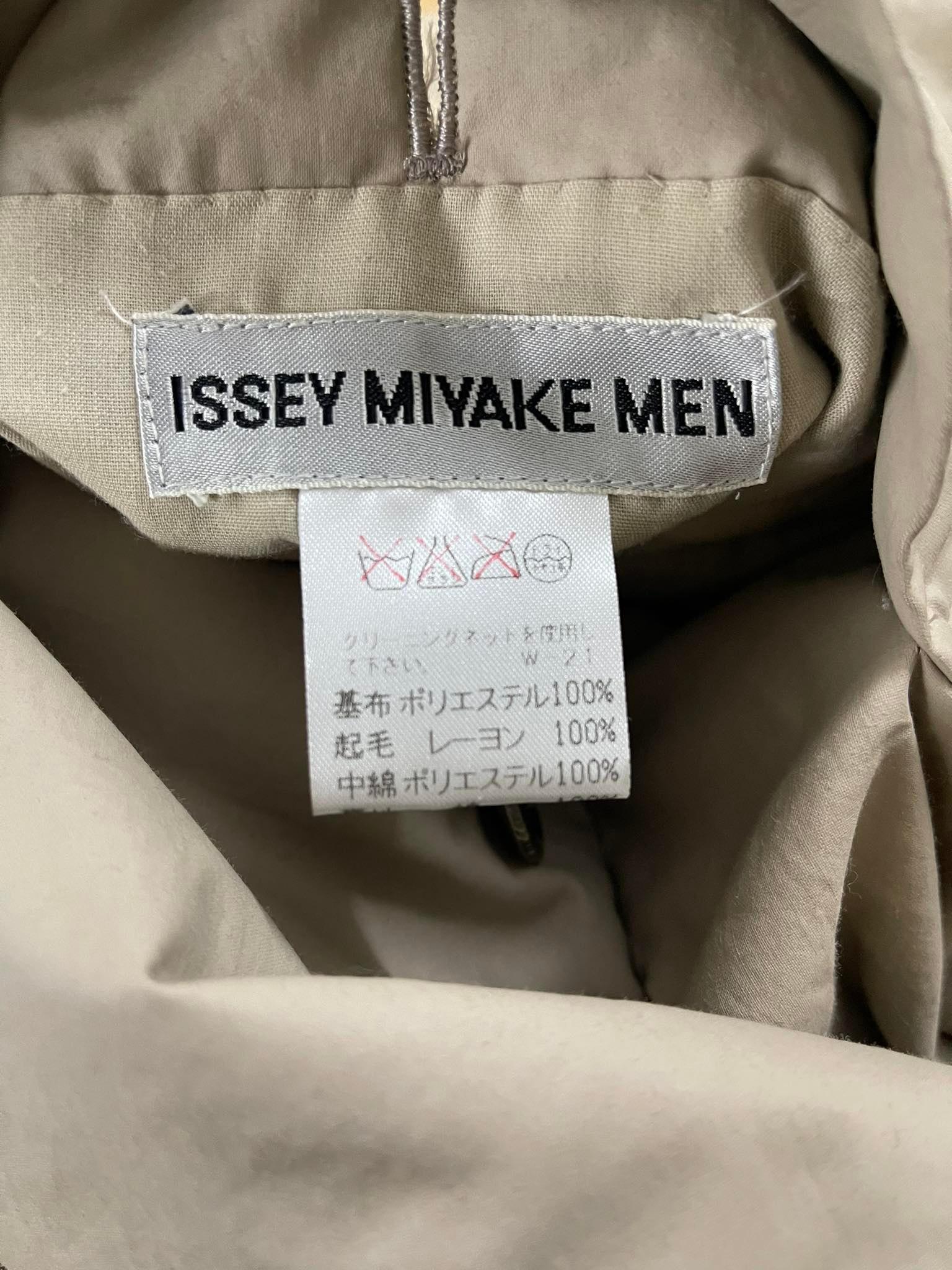 Issey Miyake A/W1998 Heavy Fur Reversible Coat For Sale 8