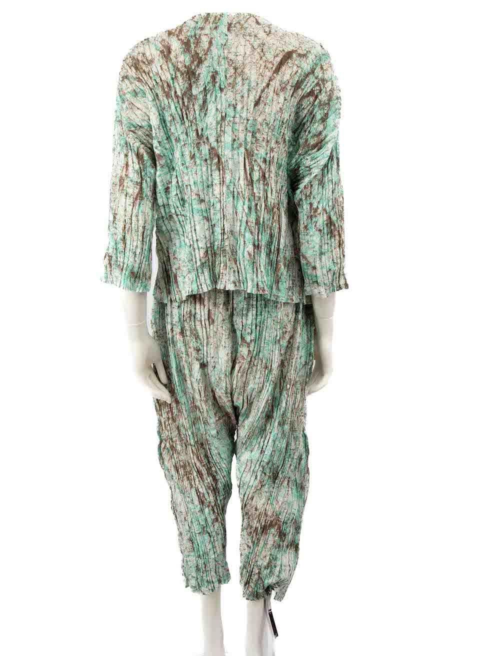 Issey Miyake Abstract Plissé Blouse & Trouser Set Size S In Good Condition For Sale In London, GB