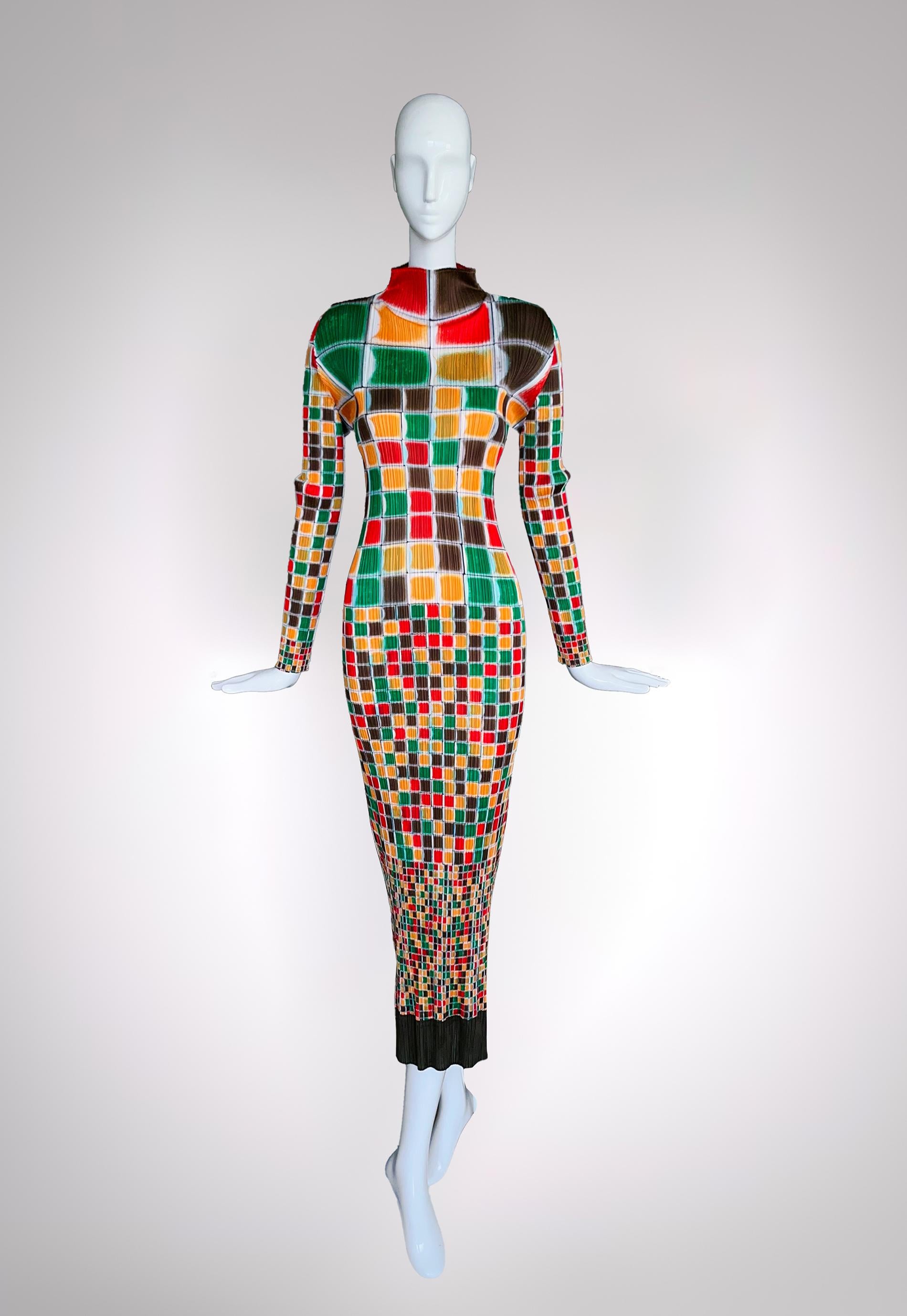 ISSEY MIYAKE Archival Pleats Please Dress Dramatic Sculptural Gown In Excellent Condition In Berlin, BE