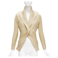 ISSEY MIYAKE beige 3D panelled directional pleats sailor collar jacket JP2 M