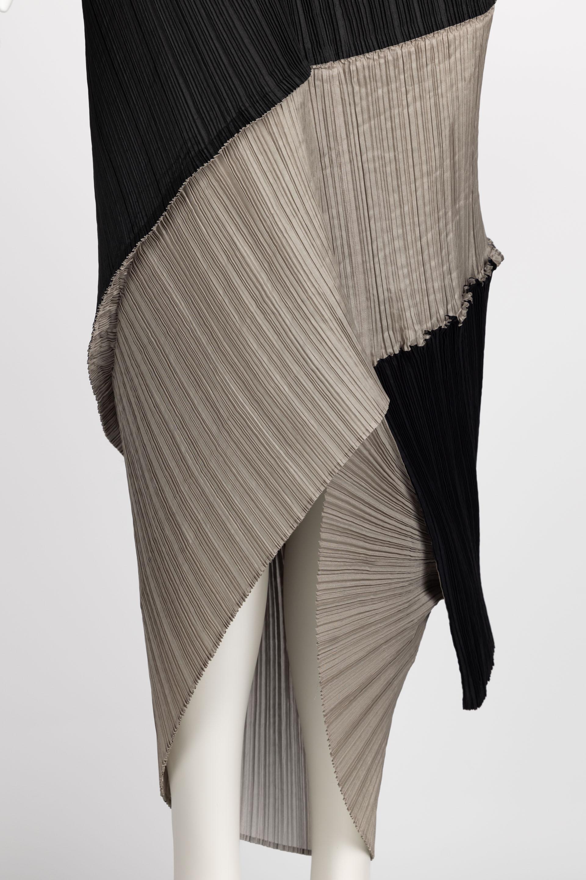 Issey Miyake Black & Beige Striped Plisse Spiral Nautilus Dress, 1990s 6