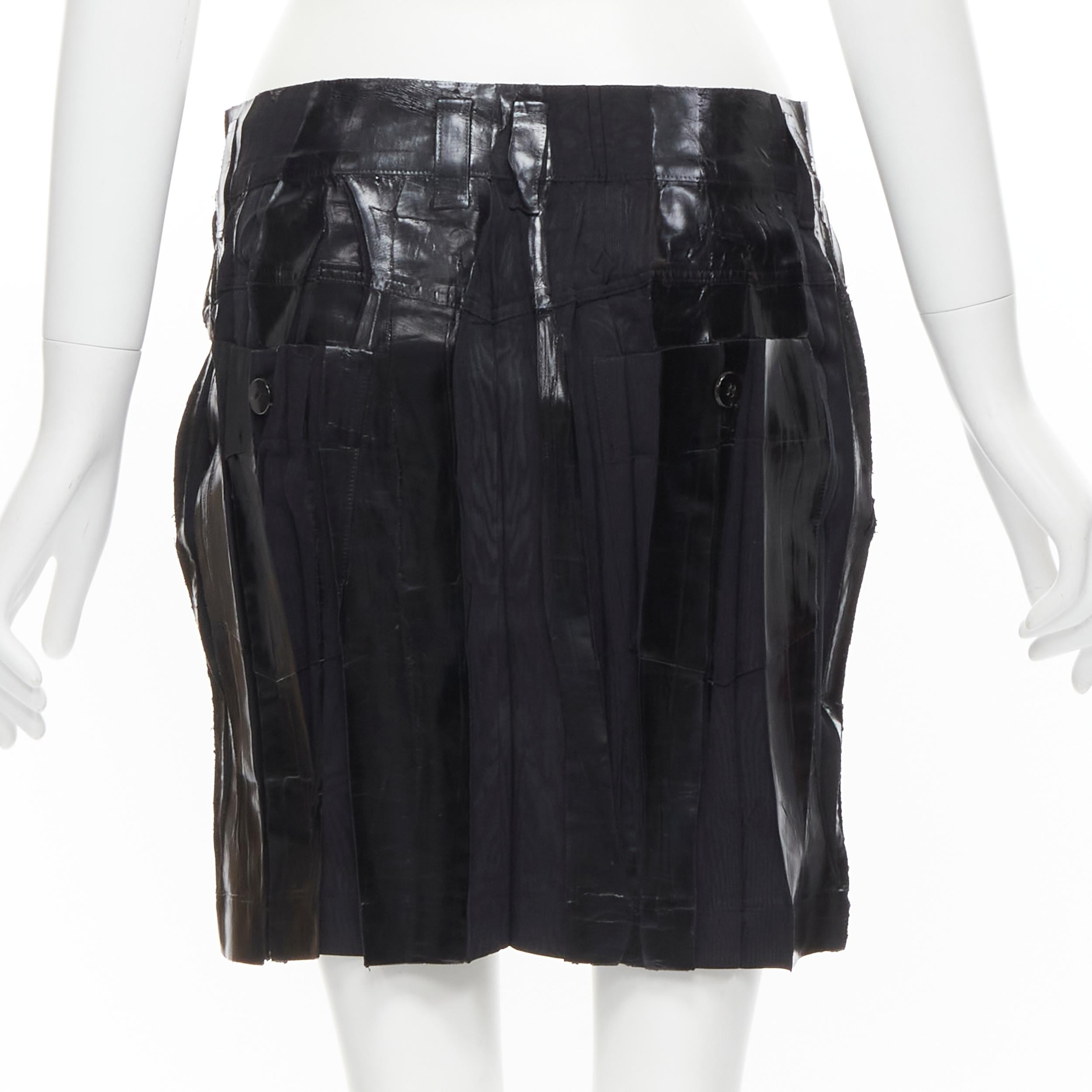 ISSEY MIYAKE black lacquer coating pleated mini skirt M In Good Condition For Sale In Hong Kong, NT