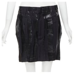 ISSEY MIYAKE black lacquer coating pleated mini skirt M