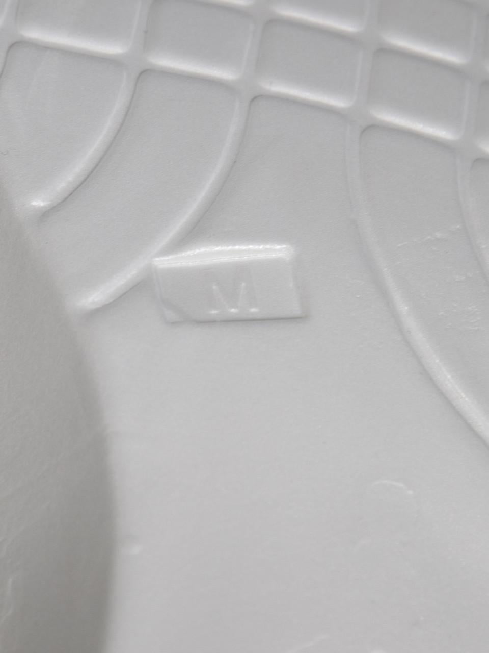 Issey Miyake Schwarz Mesh Slip-On Trainer Größe UK 3.5 im Angebot 3