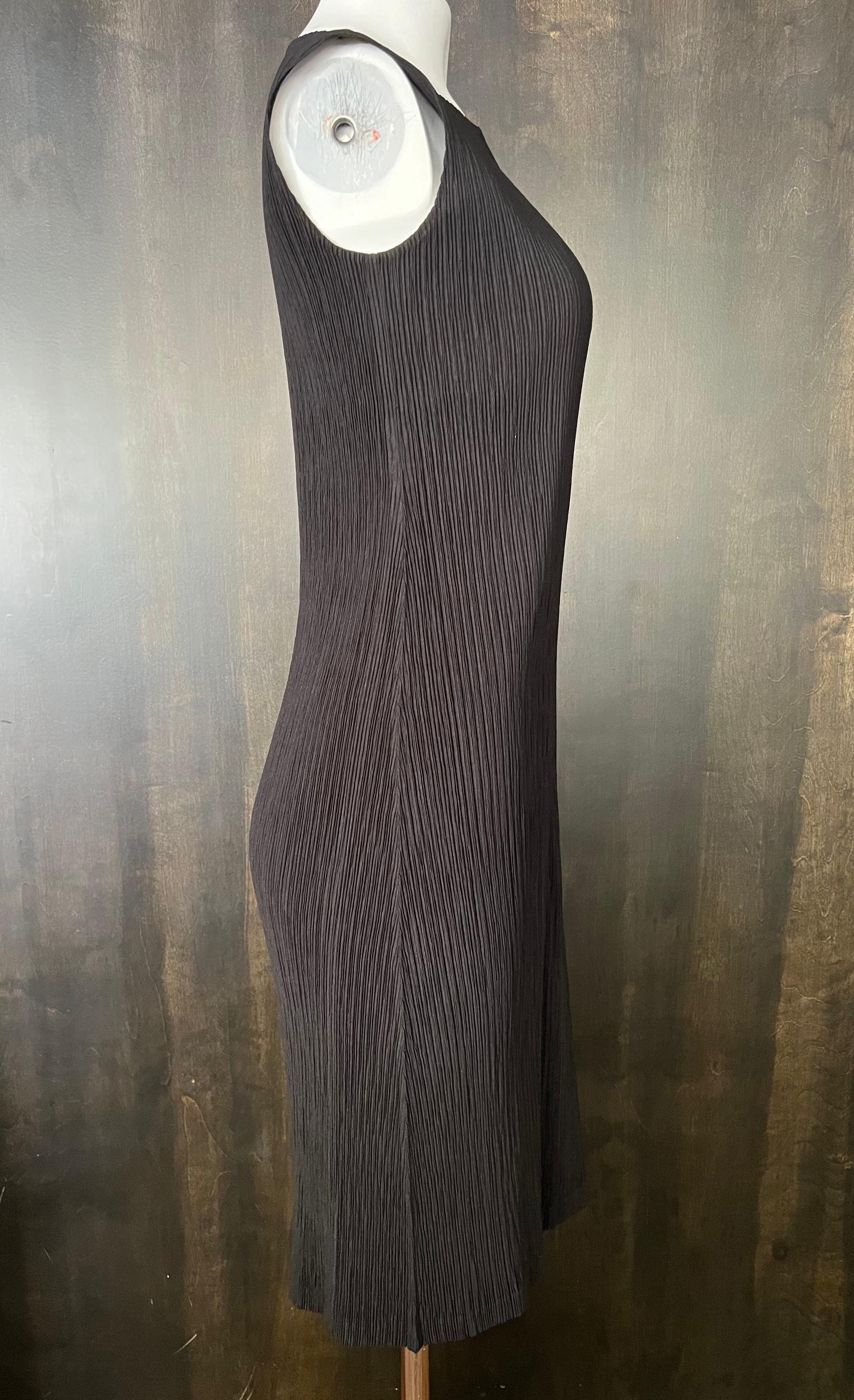 Issey Miyake Black Midi Dress, Size 2  In Excellent Condition For Sale In Beverly Hills, CA