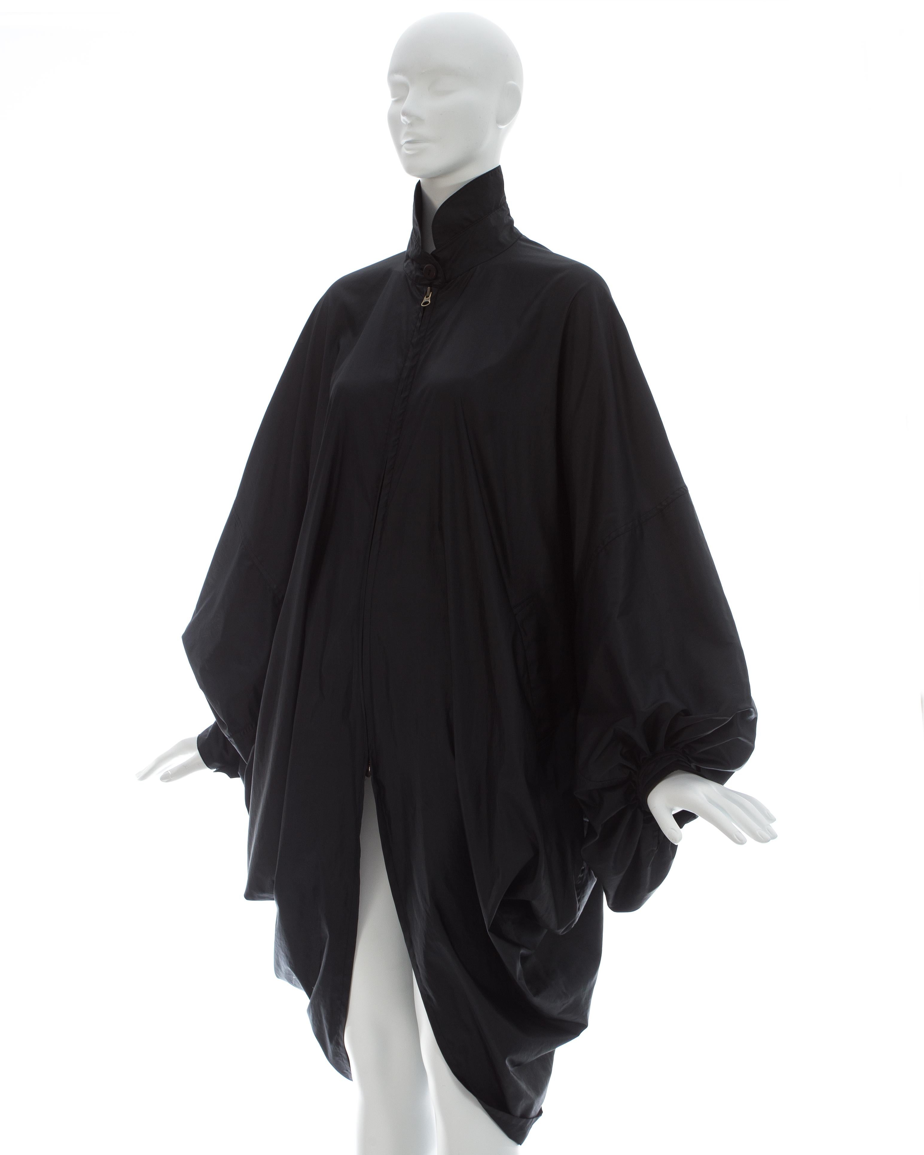 Issey Miyake black nylon oversized parachute coat, ca. 1987 In Good Condition For Sale In London, London