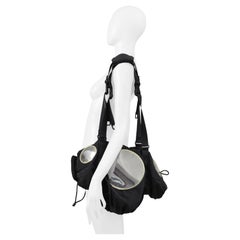 Issey Miyake Bolsa técnica de nailon negro con espejos 2004