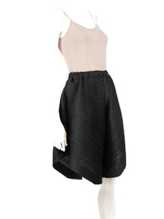 Issey Miyake Black Pleated Knee Length Shorts Size XL