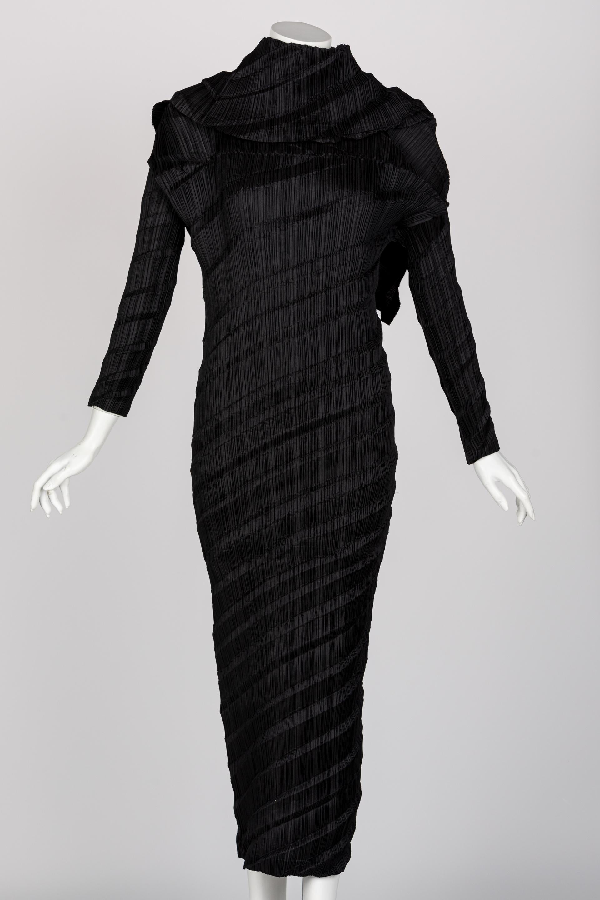 Issey Miyake Black Pleated Sculptural Dress, 1990s 6