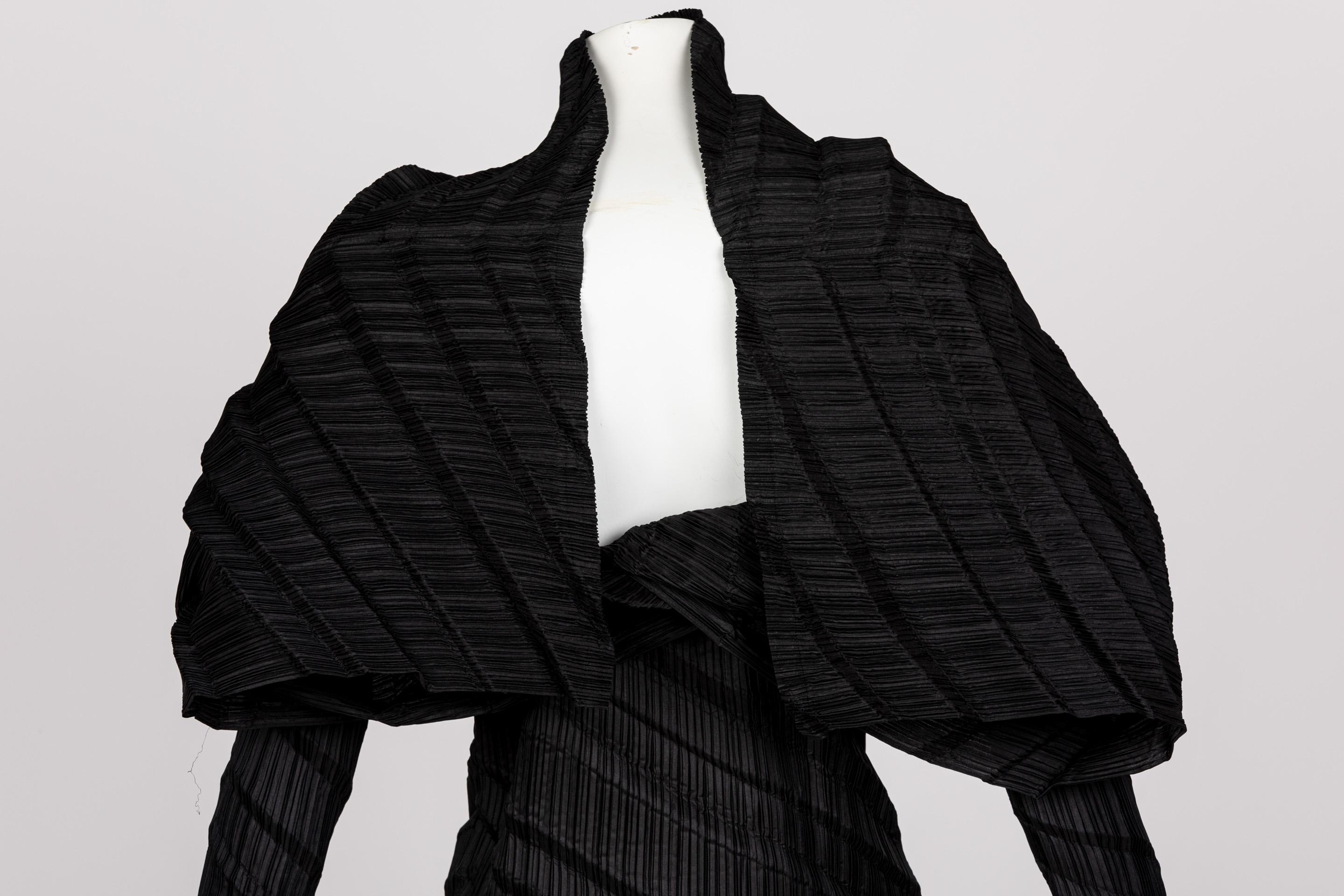 Issey Miyake Black Pleated Sculptural Dress, 1990s 8
