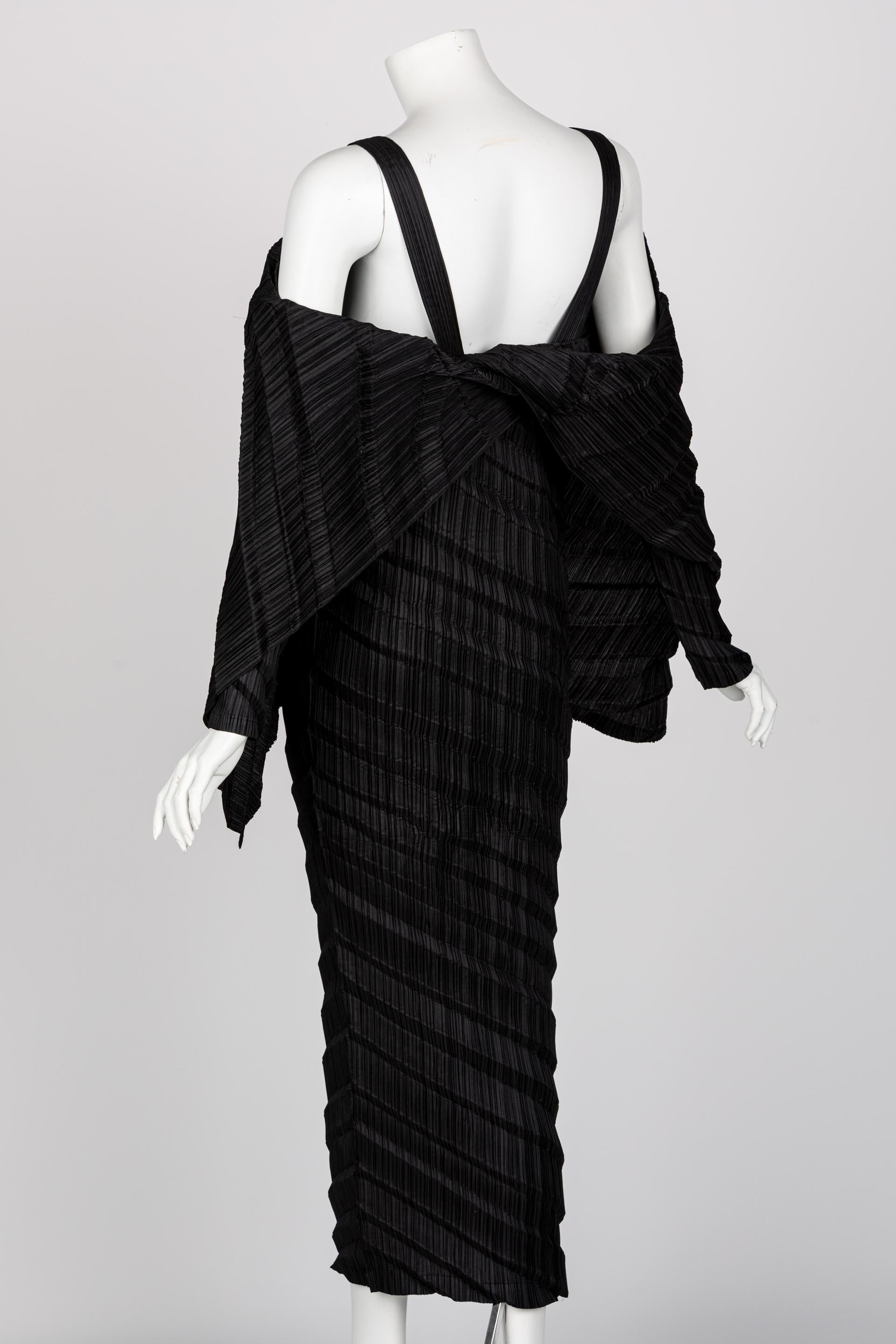 Issey Miyake is synonymous with sculptural and novel designs. In the 1990s, Miyake revolutionized the world of avant-garde design and textiles in the world of high fashion. Featuring thousands of micro-pleats, this versatile dress features narrow