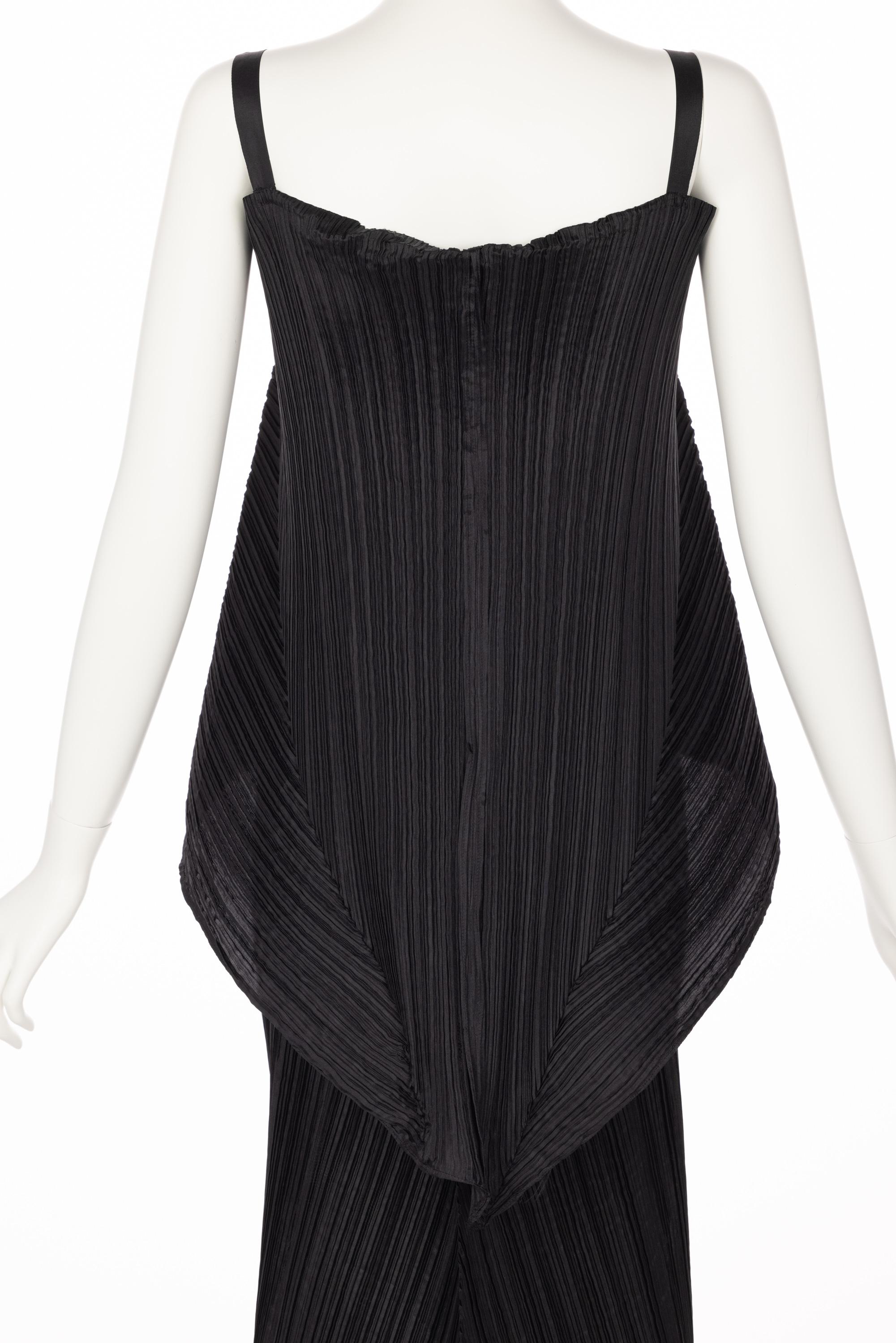 Issey Miyake Black Pleated Sculptural Maxi Dress, 1990s Museum Collection For Sale 6