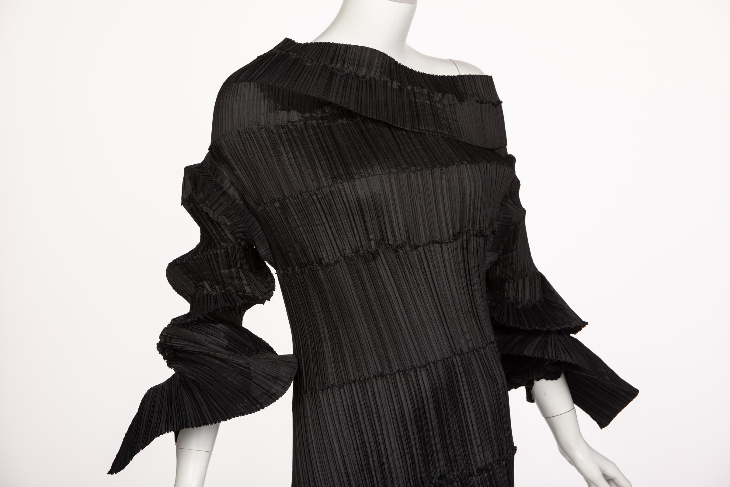 Issey Miyake Black Pleated Spiral Dress, 1990s 3