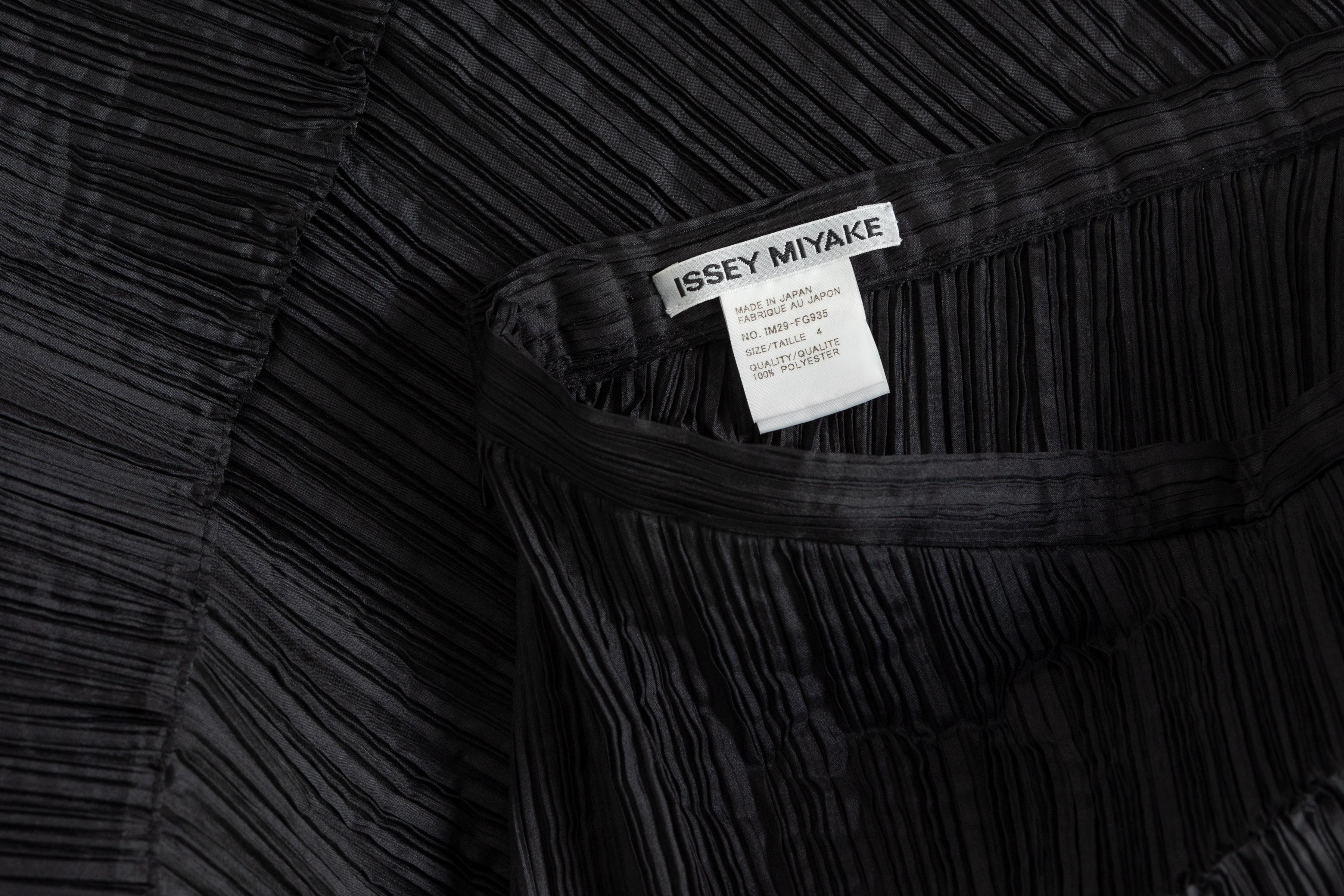 Issey Miyake Black Pleated Spiral Skirt, 1990s 1