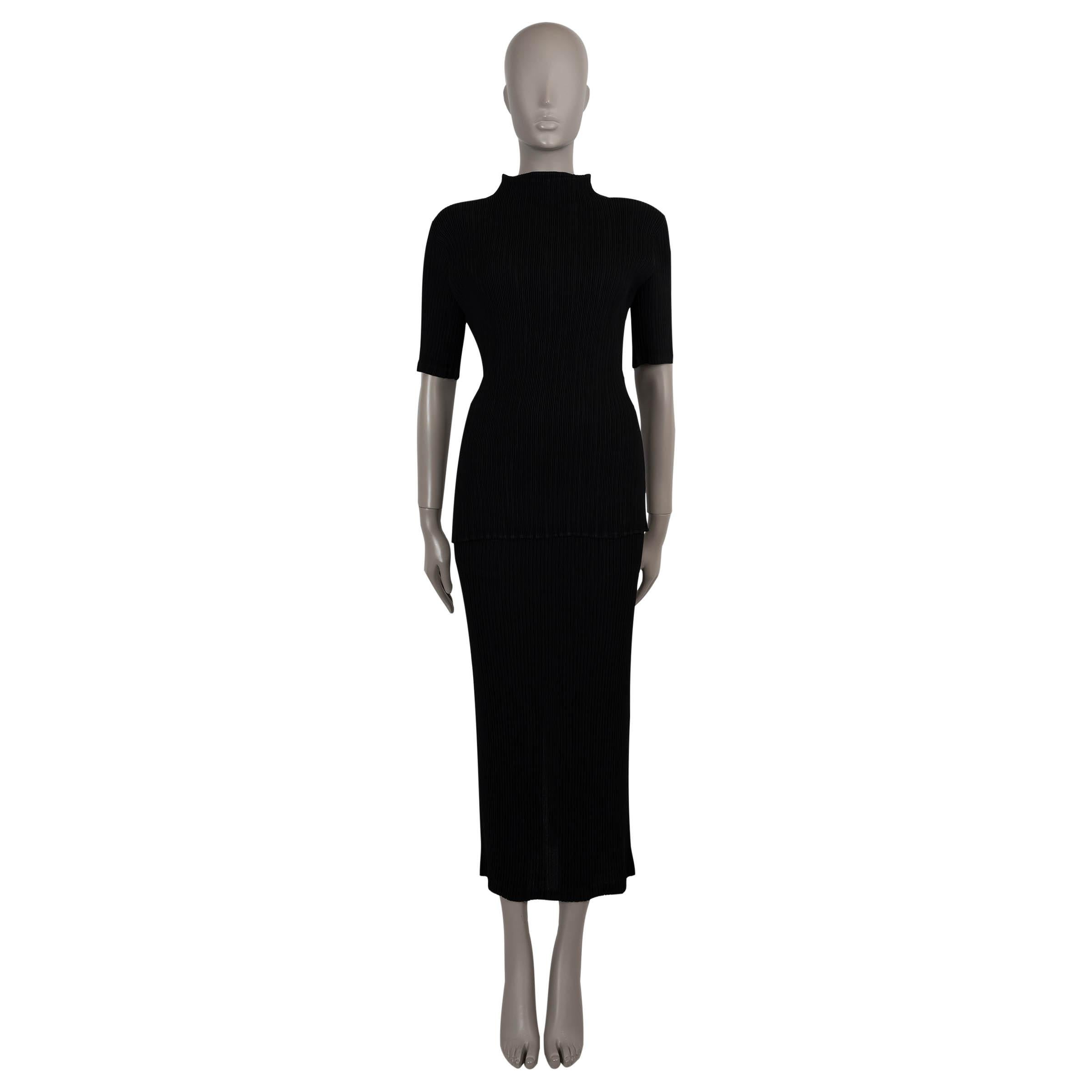 Issey Miyake noir polyester HATCHING PLEATS SHORT SLEEVE Shirt 2 S en vente 3
