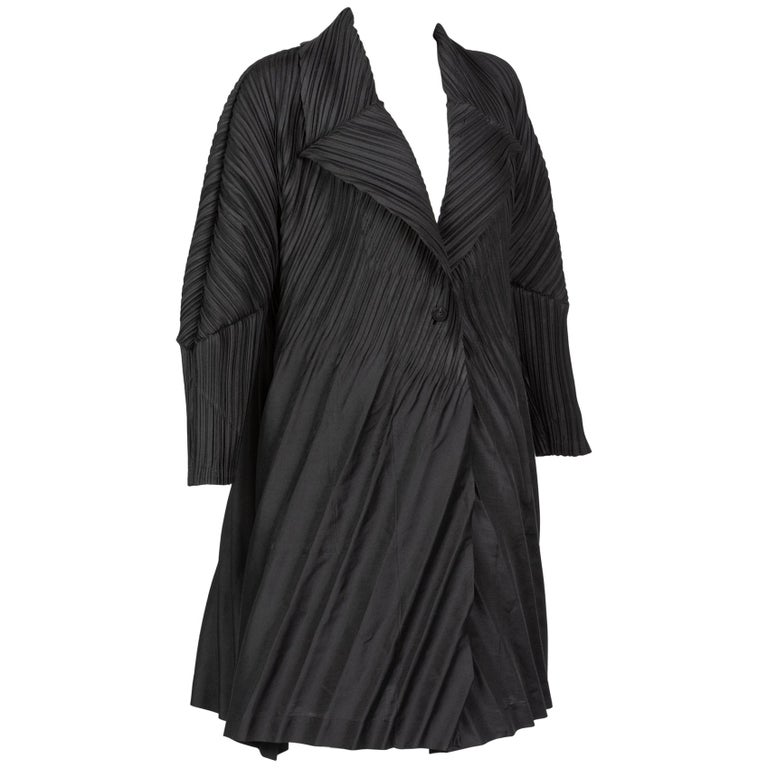 Issey Miyake Vintage Black Sculptural Pleated Cocoon Coat 