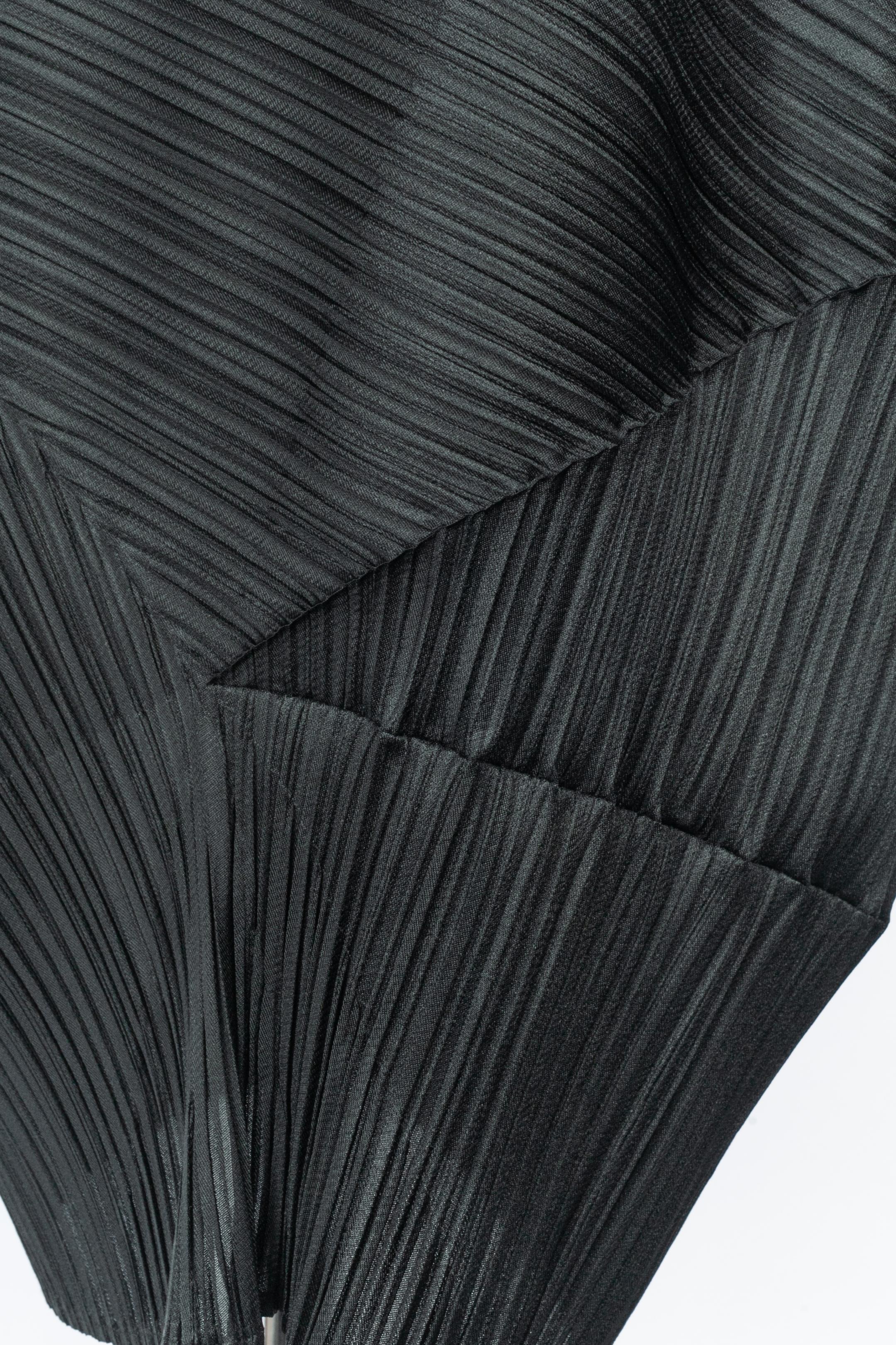 Issey Miyake black set Pleats Please en vente 9