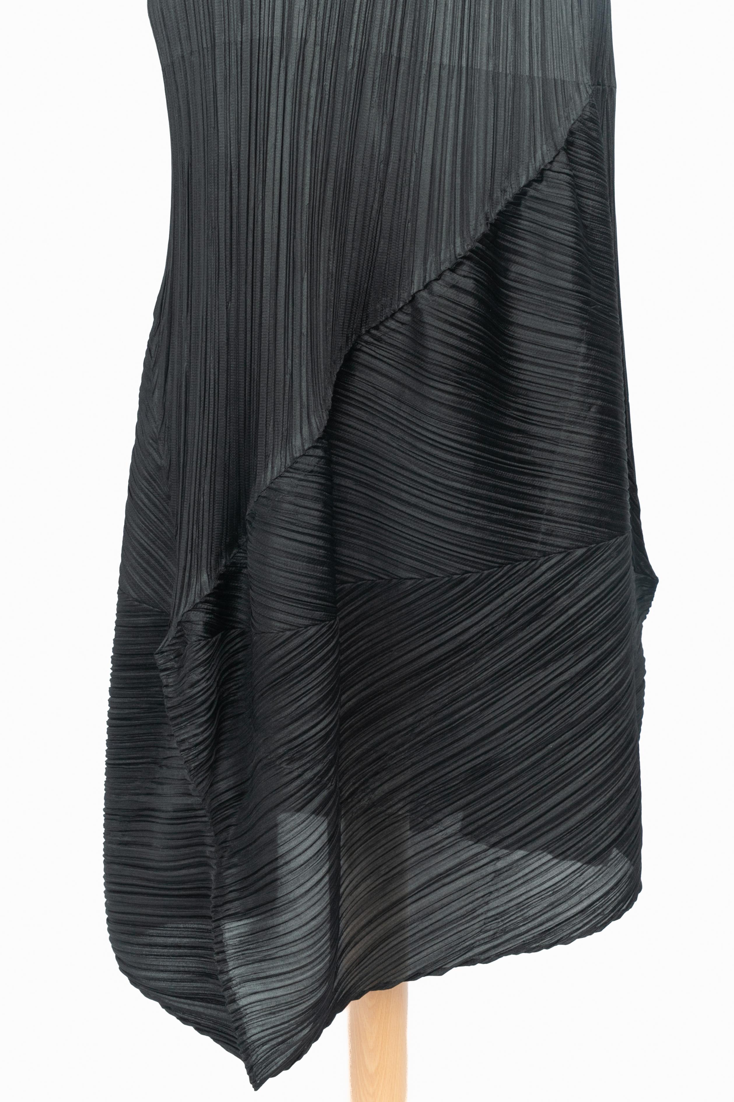Noir Issey Miyake black set Pleats Please en vente