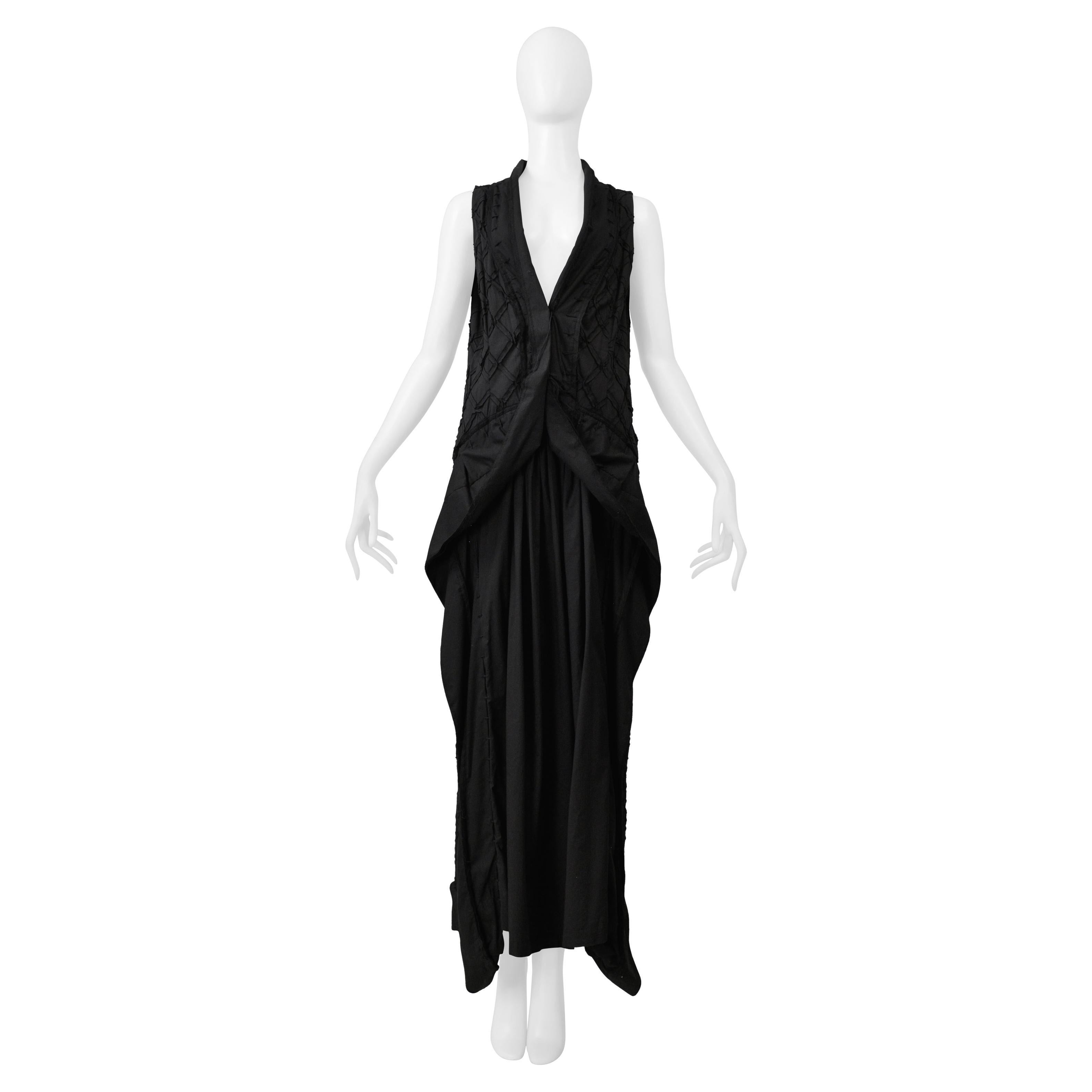 Issey Miyake Schwarzes ärmelloses Kleid mit Diamant-Stitch-Detail Ss 2003