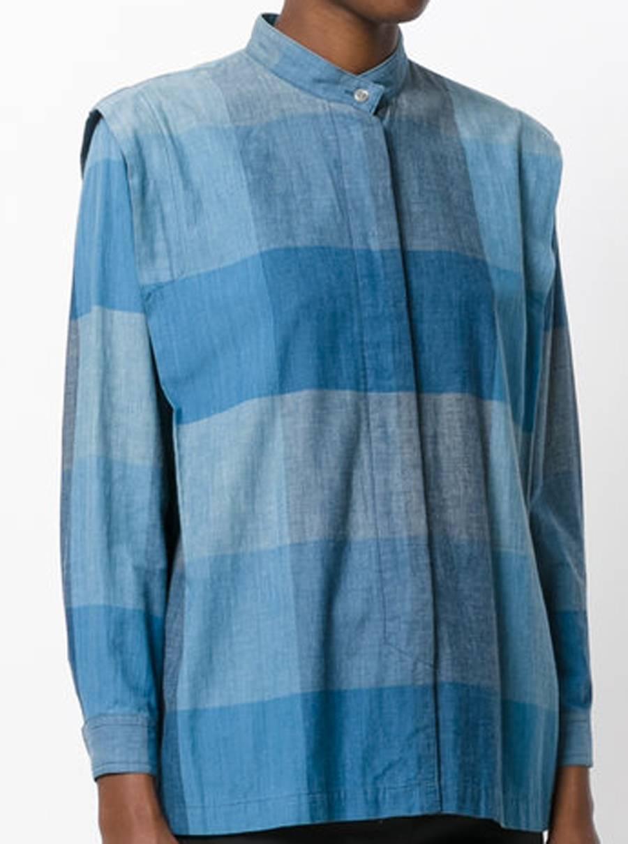 Issues Miyake blue cotton shirt  top featuring a checked pattern,long sleeves a shoulder fancy pleat. 
In excellent condition. Made in Japan. 
 Estimated size 38fr/US6 /UK10
We guarantee you will receive this gorgeous item as described and showed on