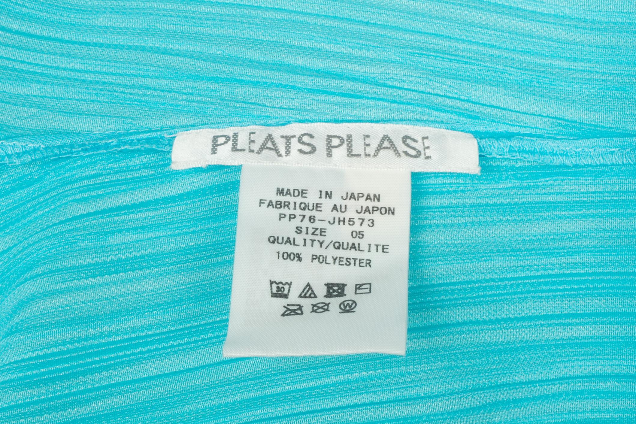 Issey Miyake top bleu Pleats Please en vente 3
