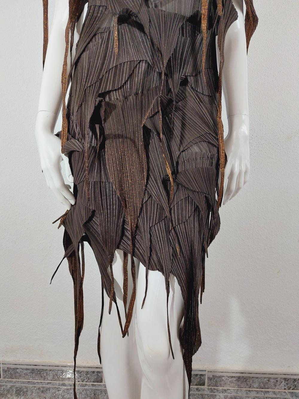 Women's Issey Miyake Brown Gold Fringe Runway Japanese Pleats Please Dress Gown For Sale