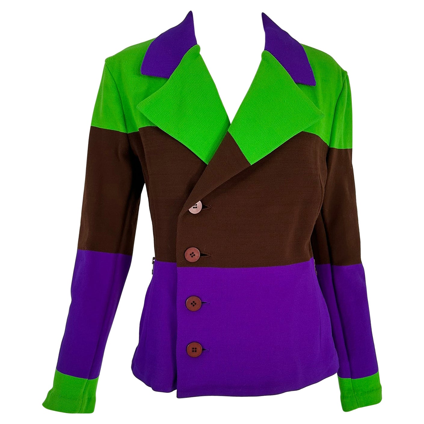 Chaqueta de punto de nailon con bloques de color Issey Miyake en verde ácido marrón y morado Pequeña en venta