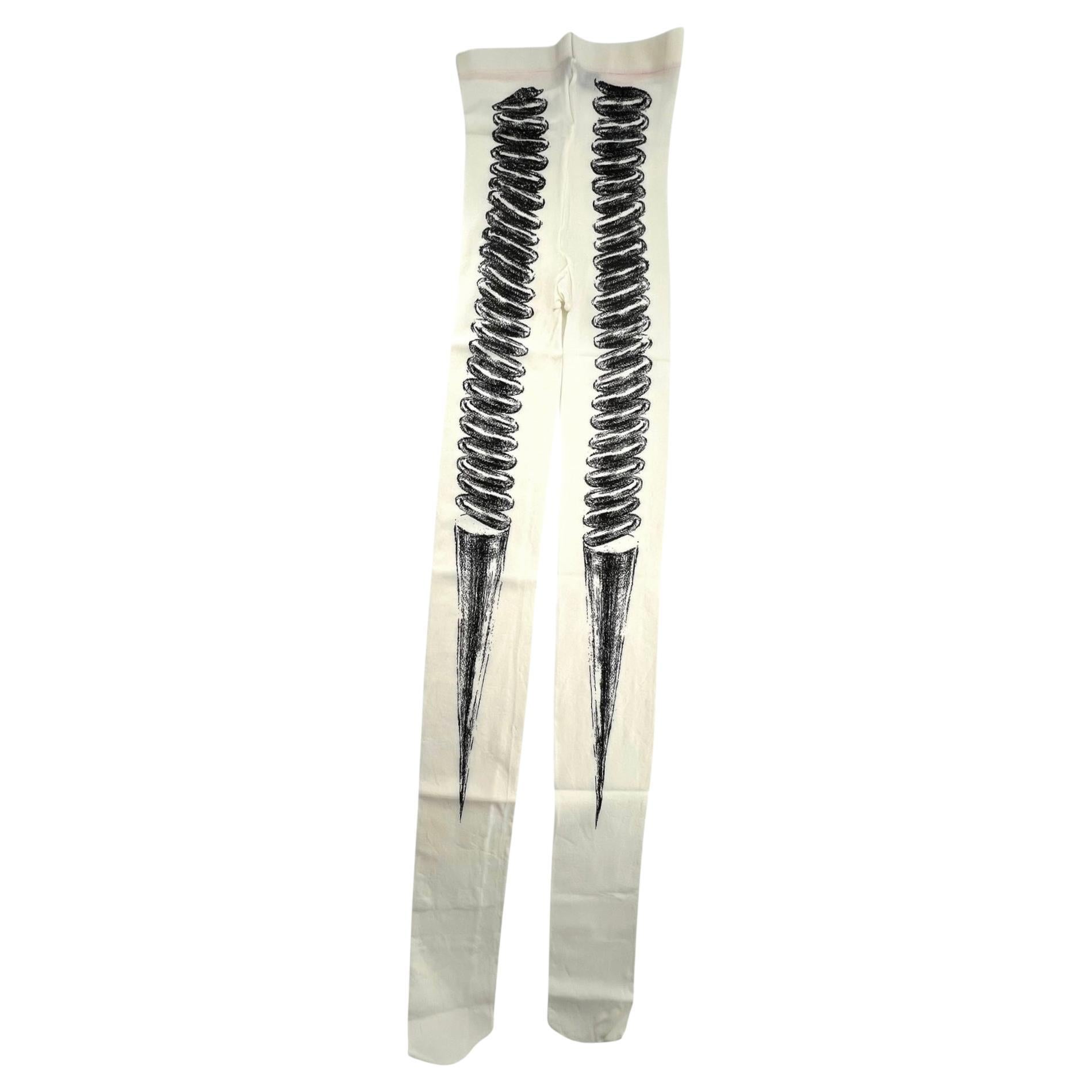 Bas à vis en liège crème Issey Miyake, années 1990 en vente