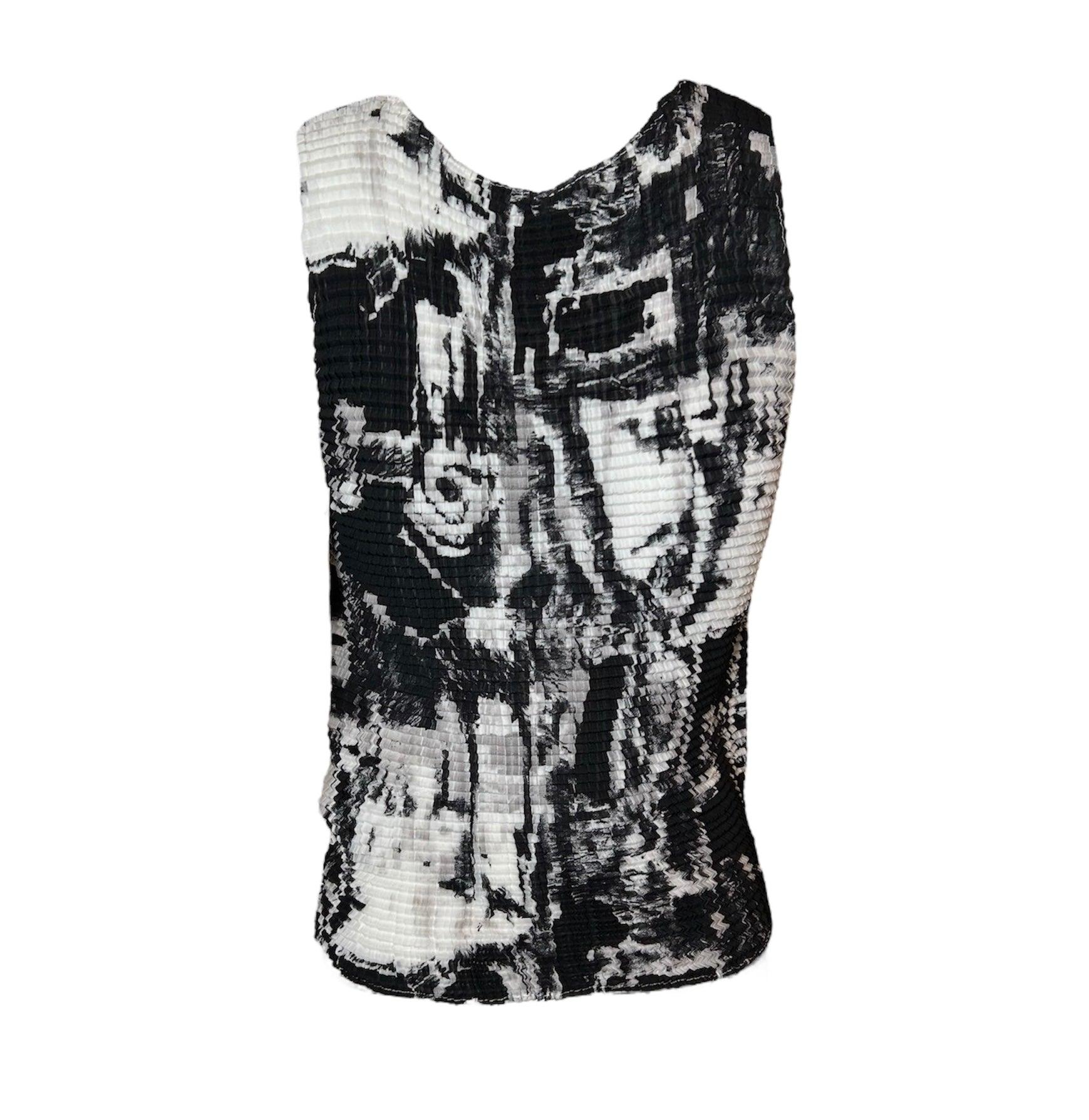 Top de pliegues abstractos Issey Miyake, años 2000 Negro en venta